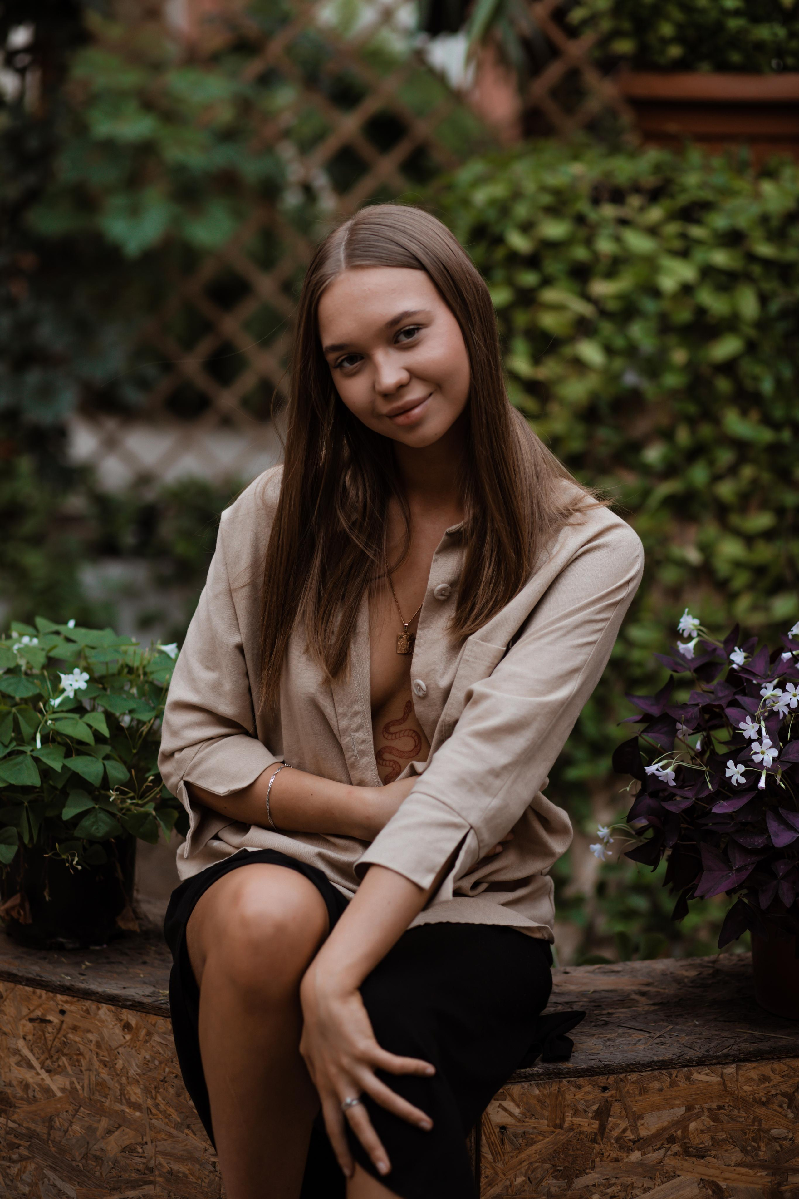 KSYUSHA. Yekaterinburg, Sochi, Istanbul, Tiflis-Bshari Zaana’da fotoğrafçı