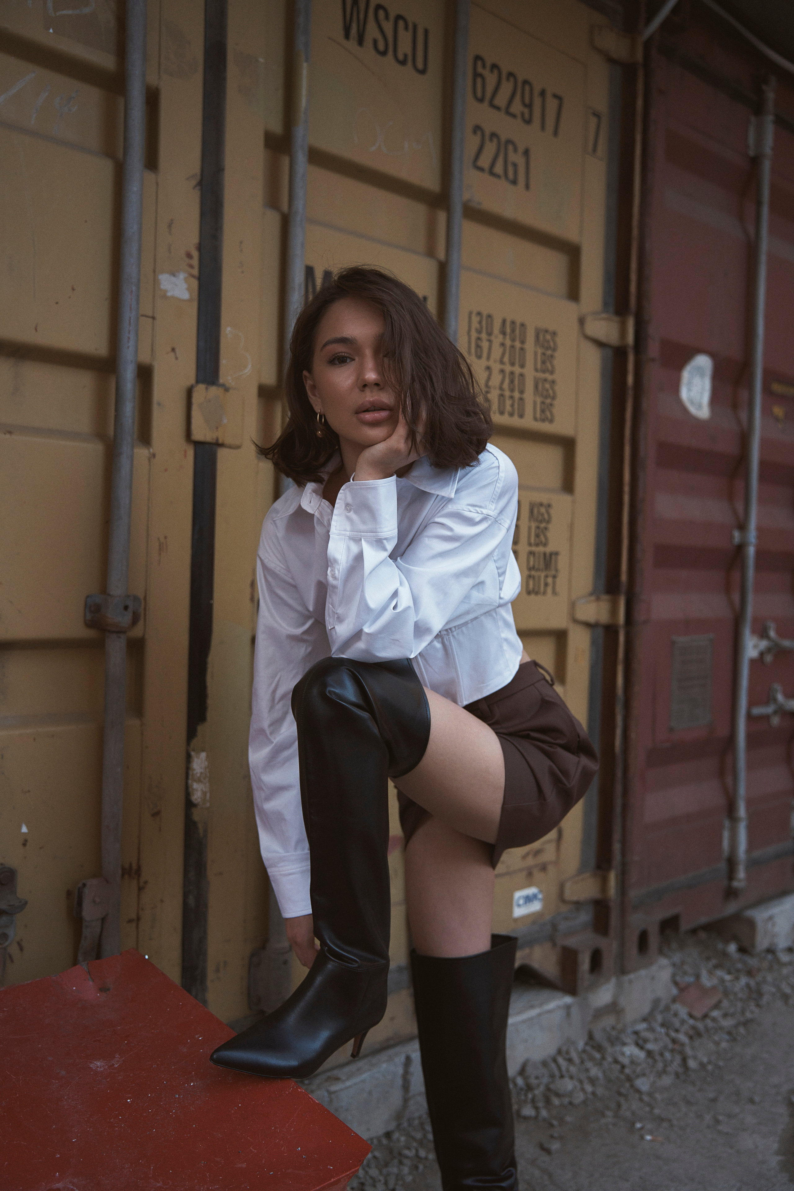 DELYA. Yekaterinburg, Sochi, Istanbul, Tiflis-Bshari Zaana’da fotoğrafçı