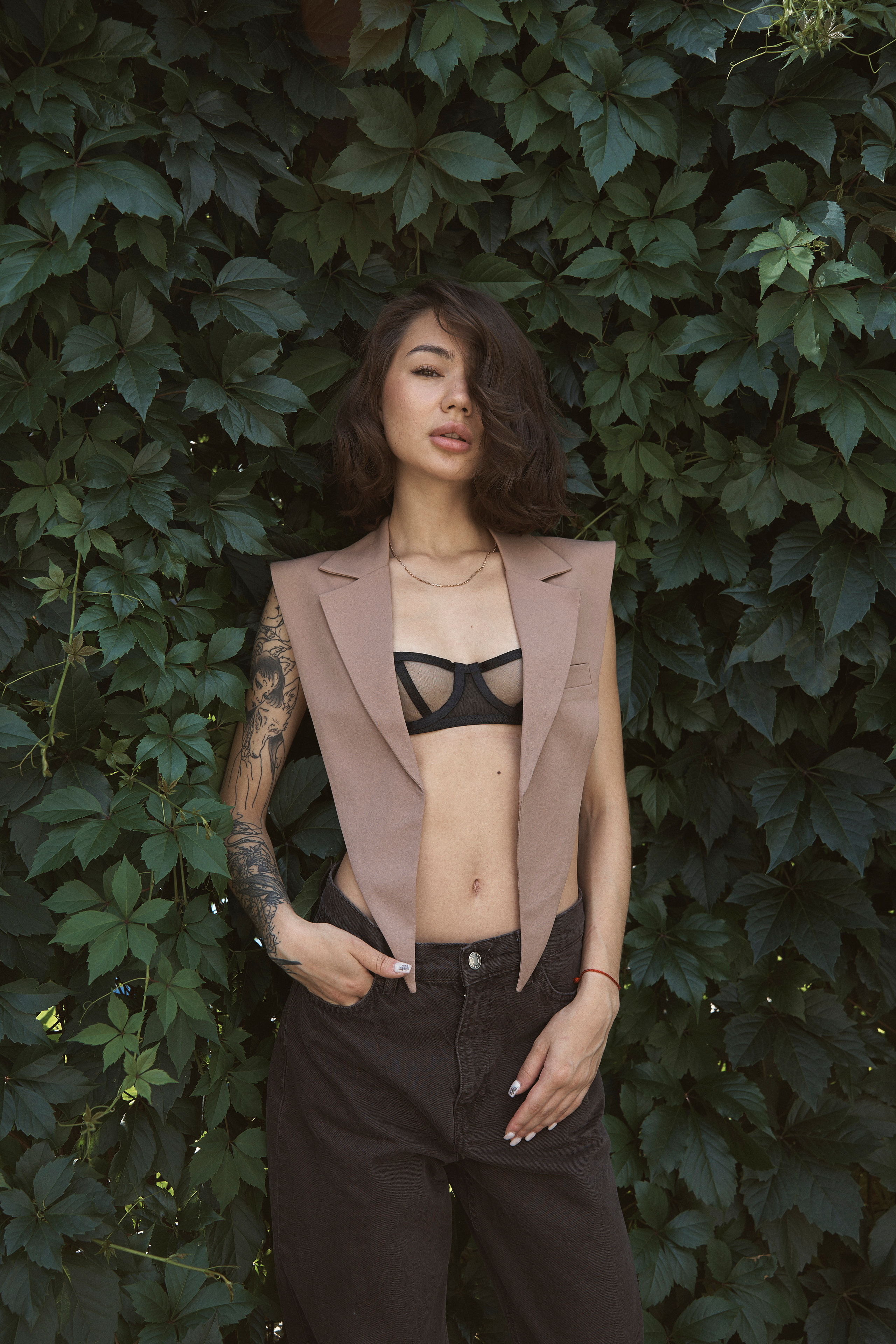 DELYA. Yekaterinburg, Sochi, Istanbul, Tiflis-Bshari Zaana’da fotoğrafçı