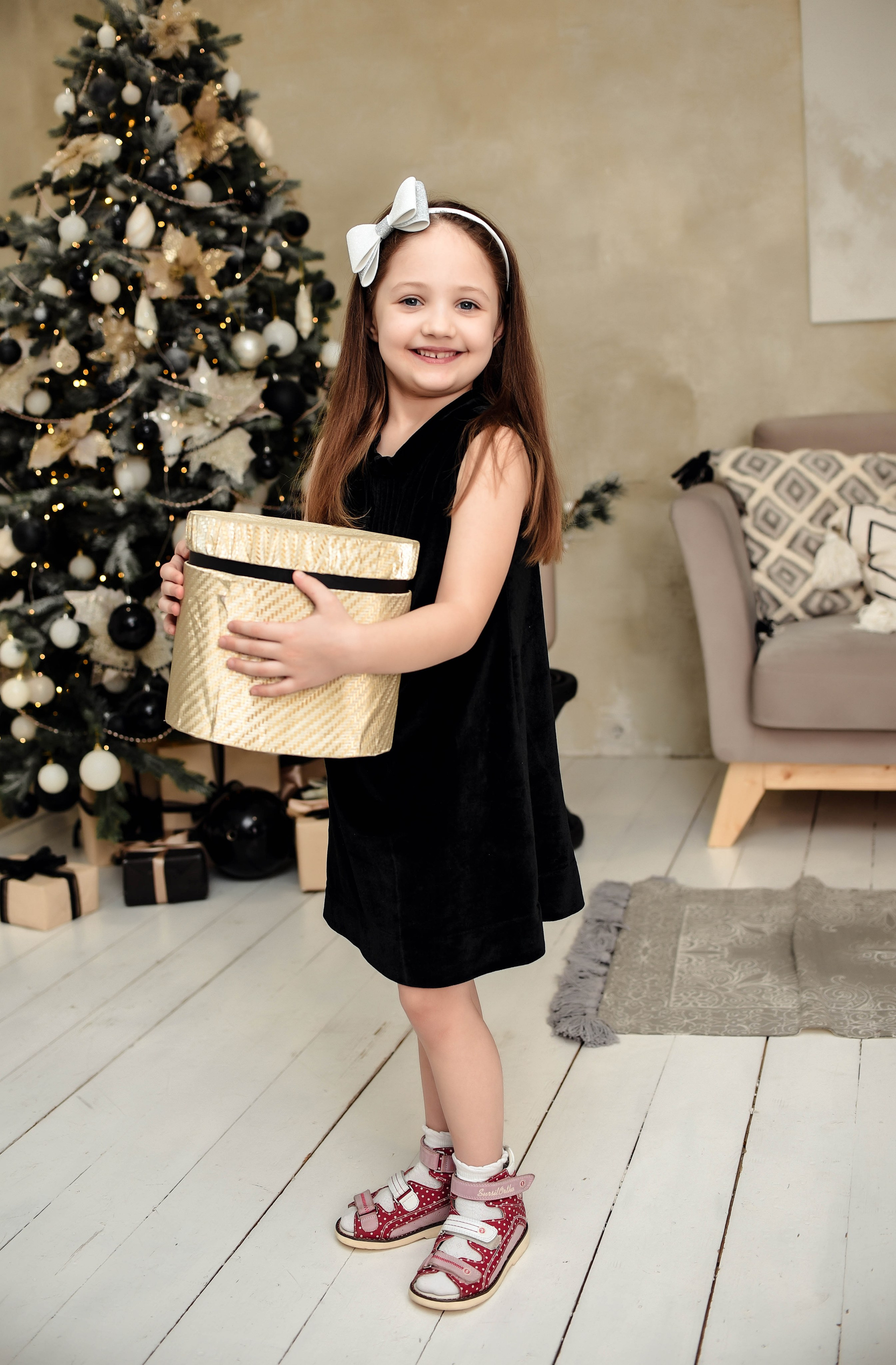 Новогодняя семейная. Свадебный, семейный, детский, контент фотограф в Омске Максим Ильин