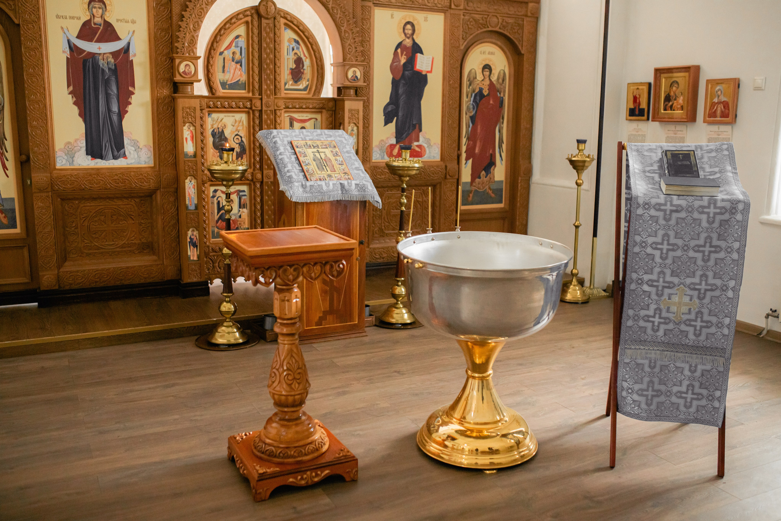 Храм Владимирской иконы Божией Матери Красково. Свадебный и семейный фотограф