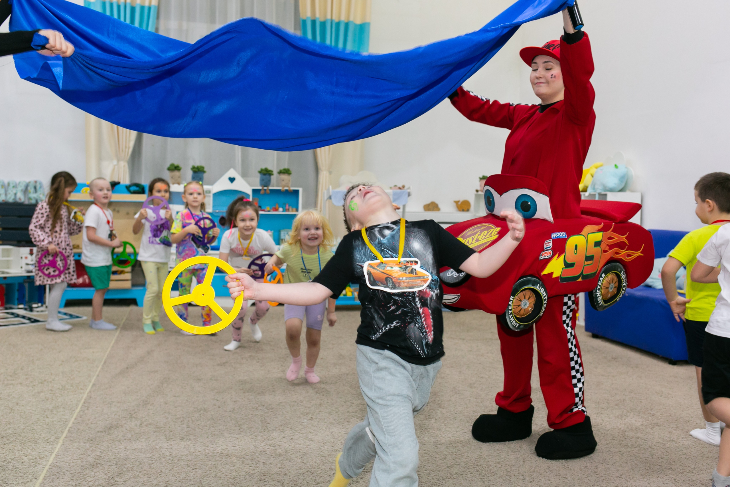 Праздники. Фотограф новорожденных и семейный фотограф НСО г. Бердск Марина Львова