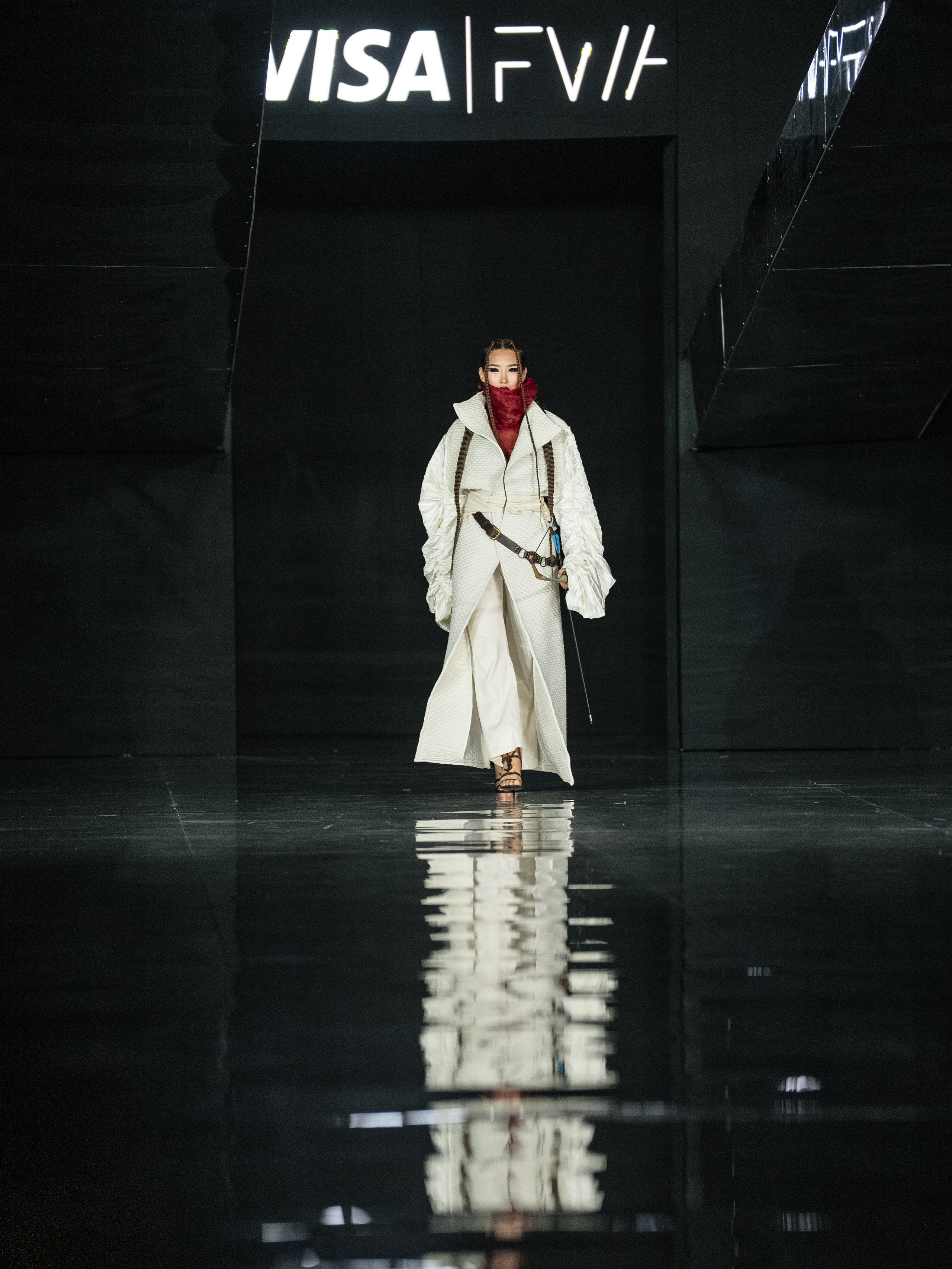 Visa Fashion Week SAKH. Сайт Алматинского НЮ АРТ, будуар и фэшн фотографа Дениса Карпенко