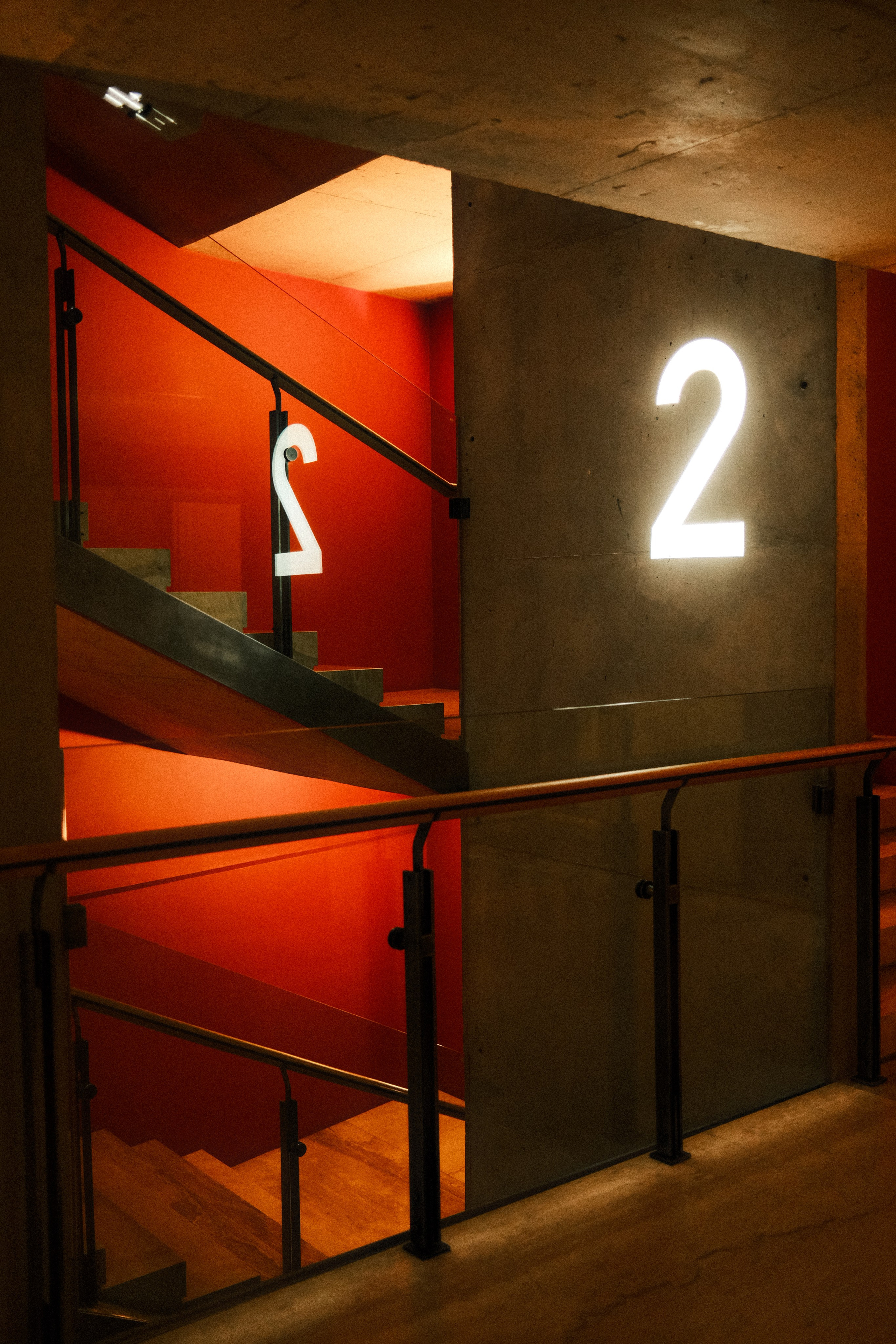 Nowhere and Everywhere. Портретный фотограф