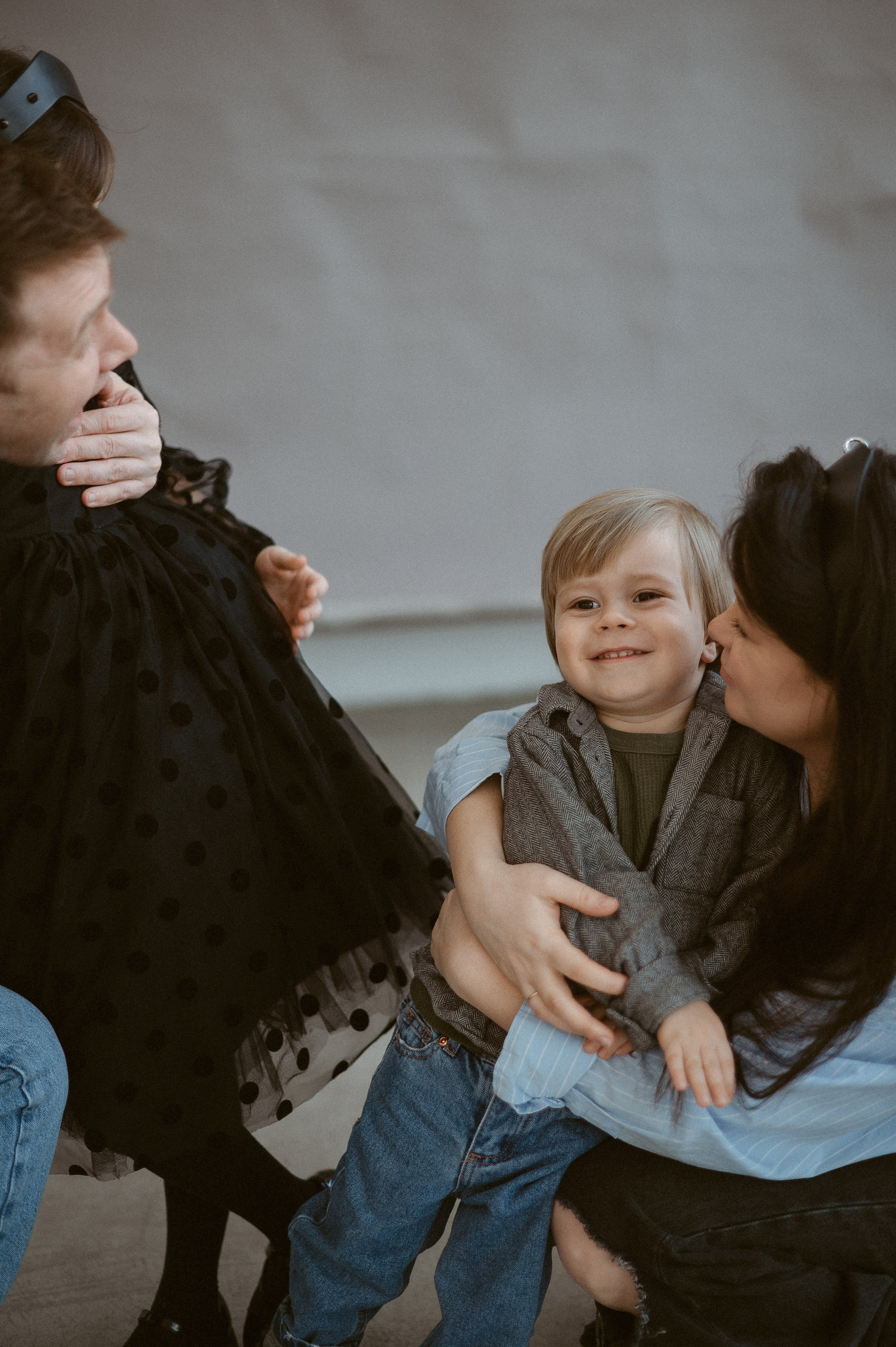 Семейная фотосессия в студии. Свадебный фотограф в Ярославле Денис Медоваров