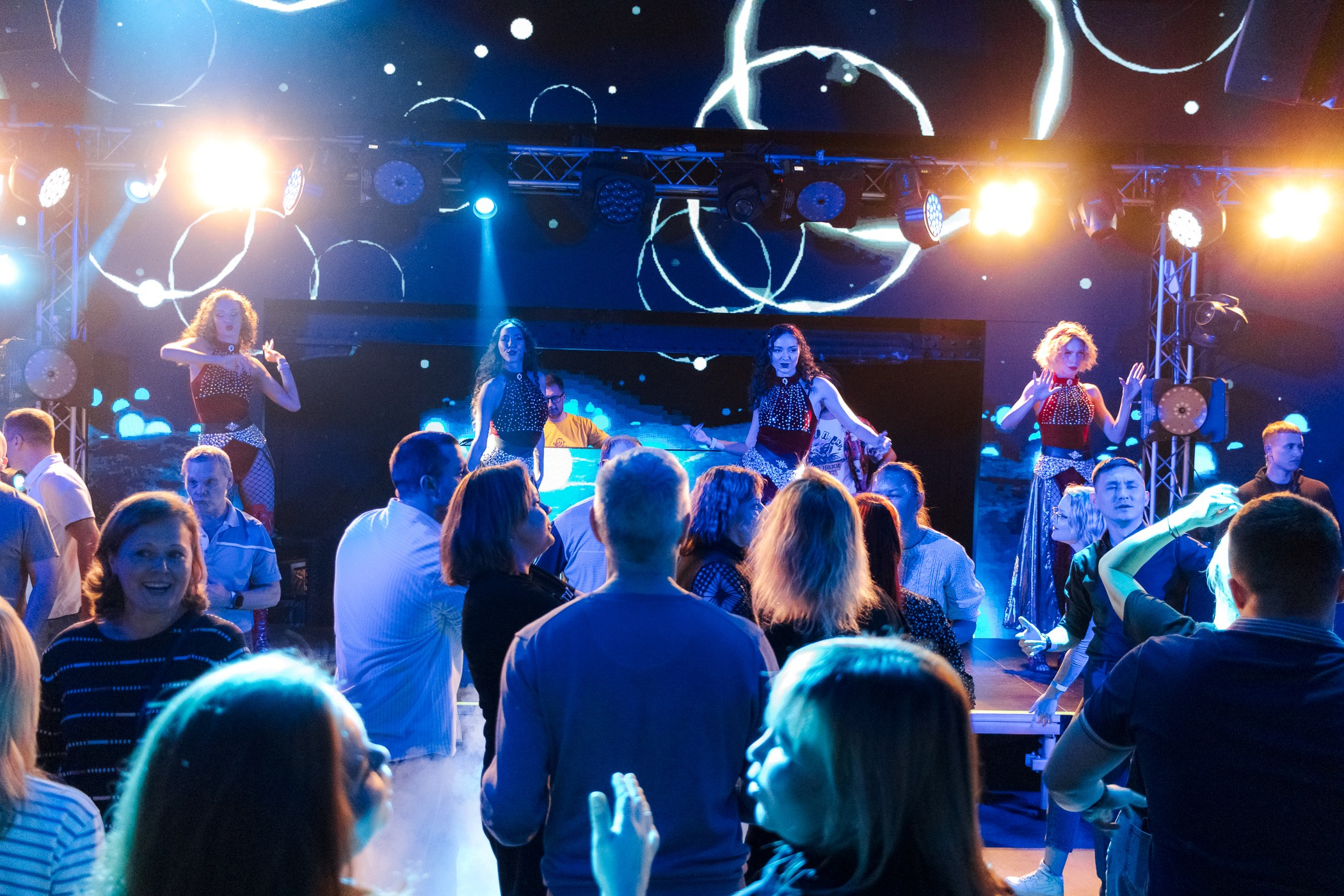 Ночные заведения. Фотограф в Санкт-Петербурге — Петрович Милан