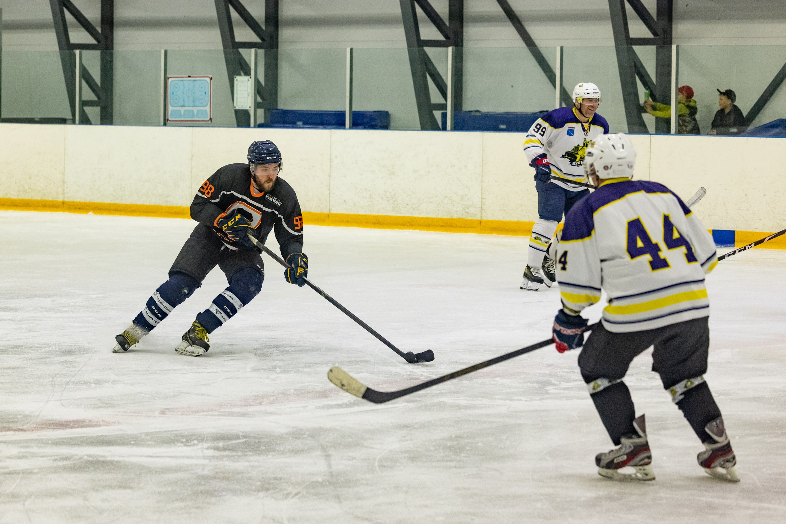 ХК Бульдозер — ХК Добрыня. Фотограф Александр Заломаев