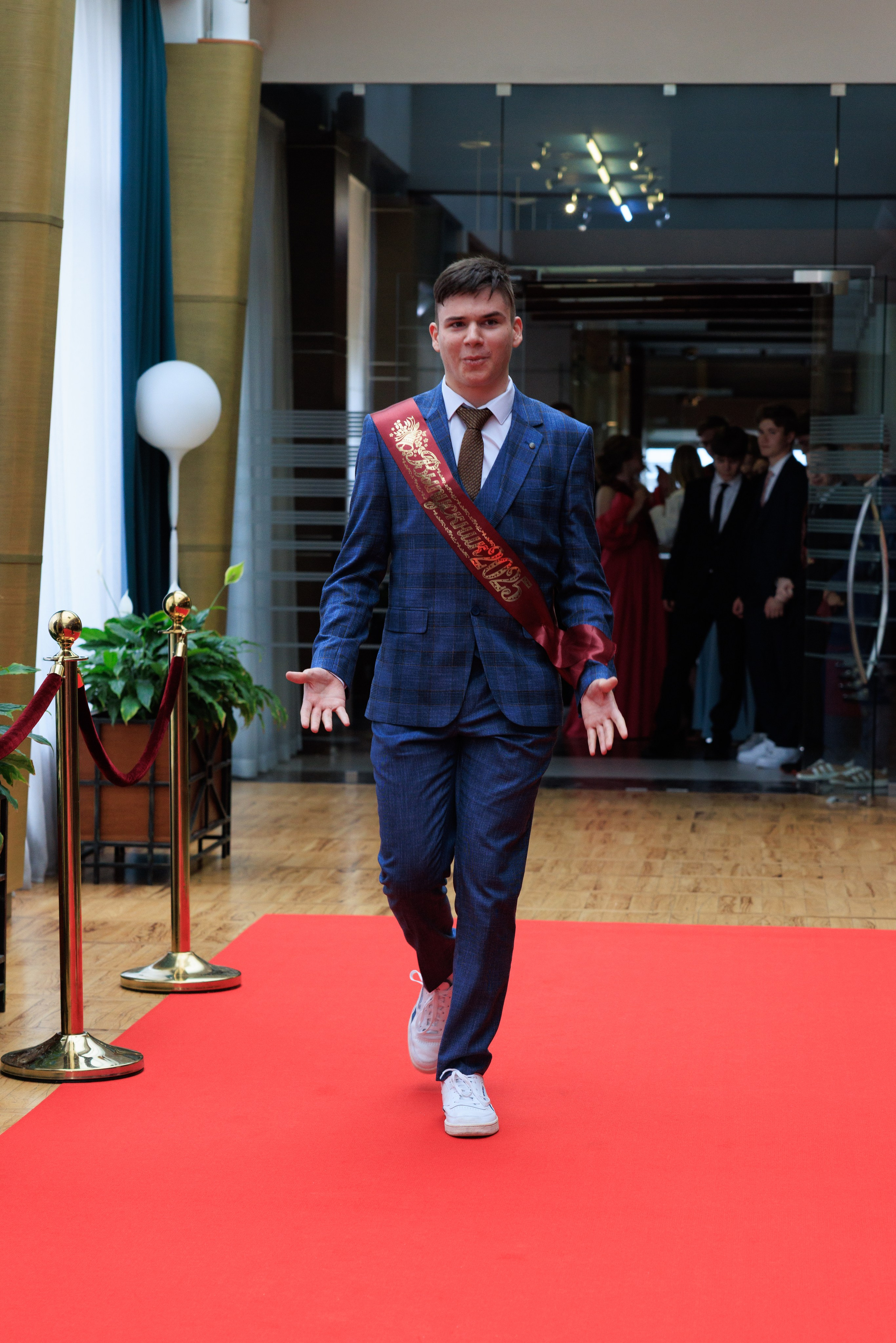 Выпускной лицея 244. Фотограф Александр Заломаев