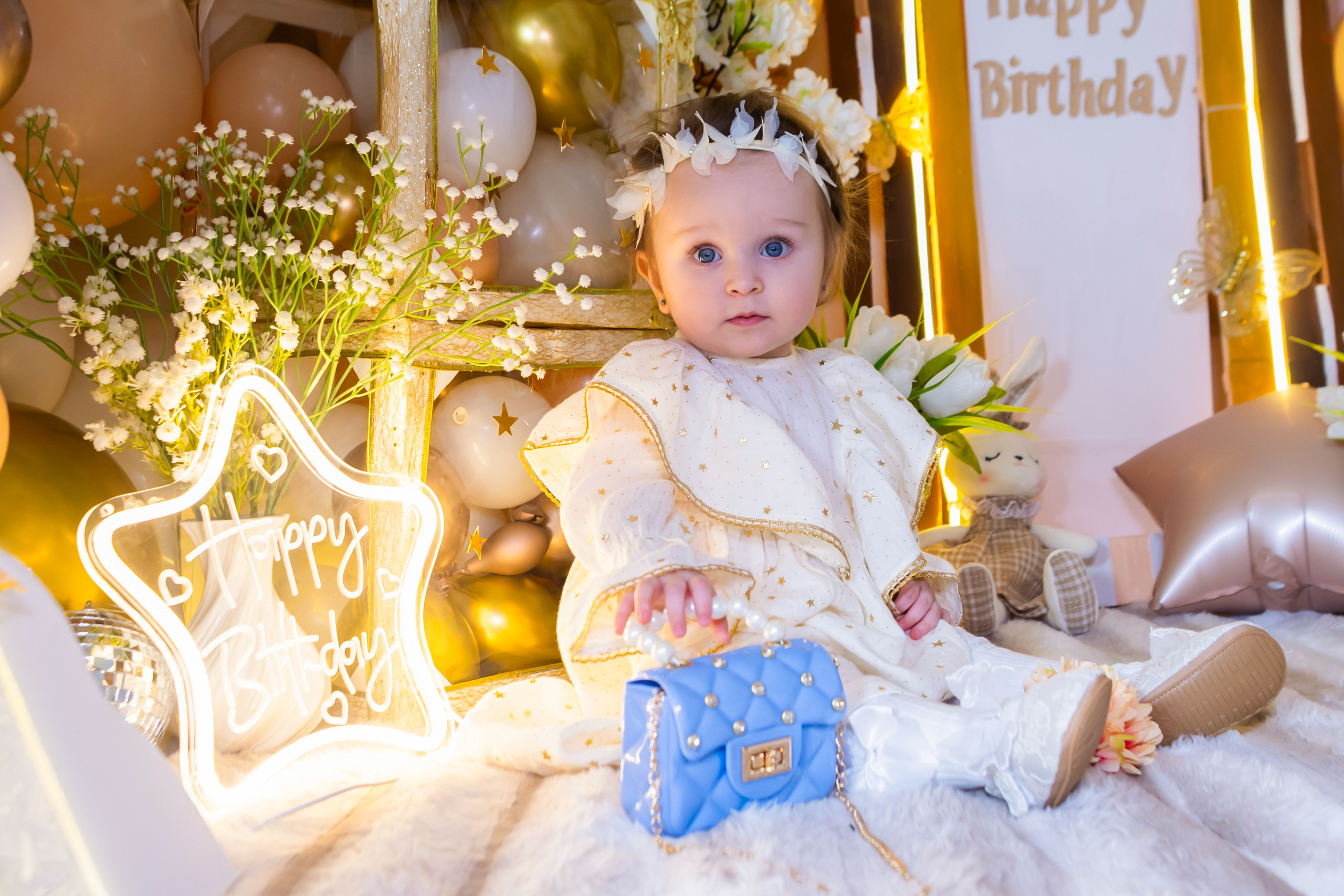 Малышка зайчик. Детская фотостудия «Чудо малыш»