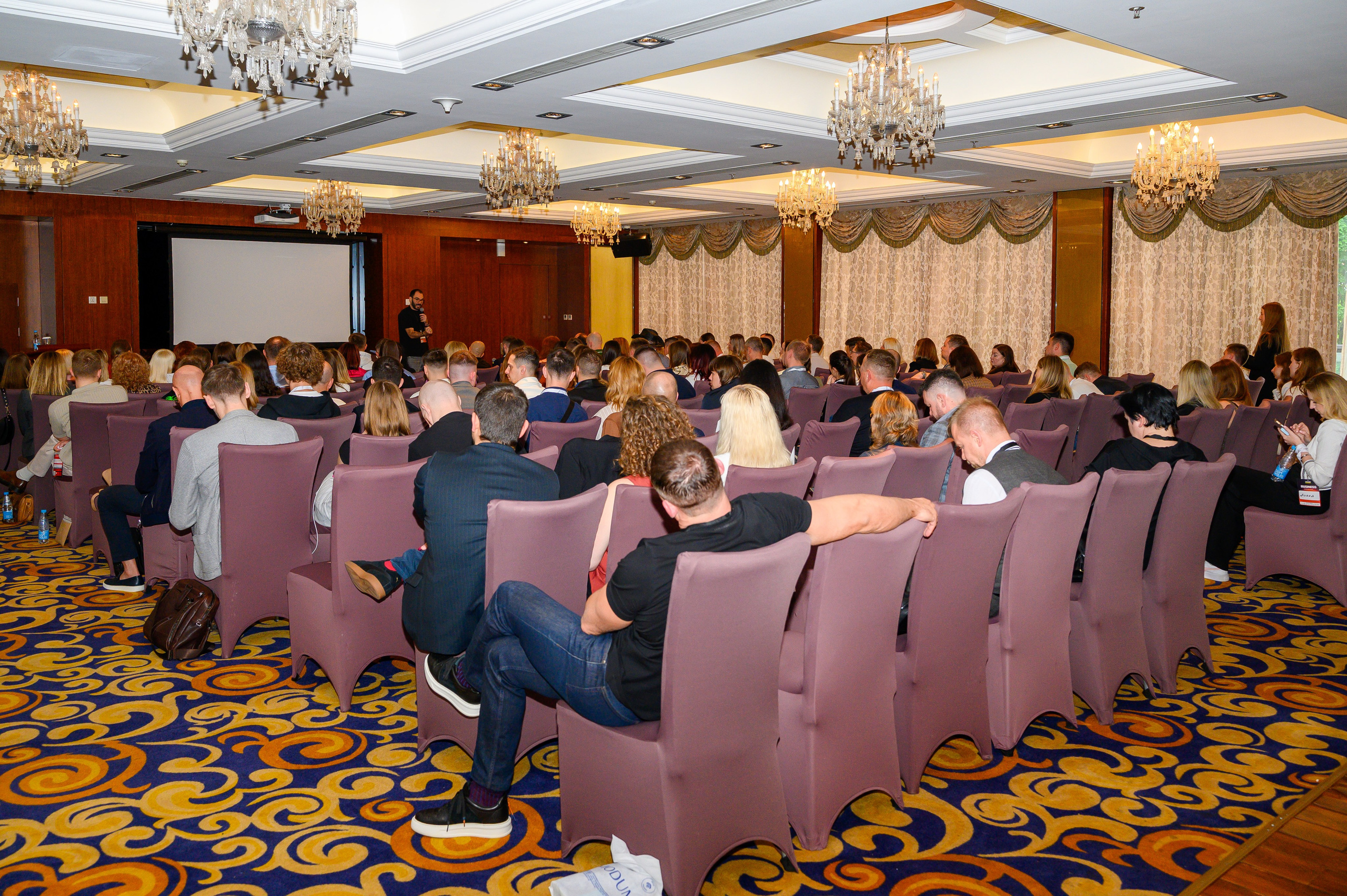 Репортажная съемка с открытия магазина. Фотоуслуги, услуги фотографа, фотографирование важных событий