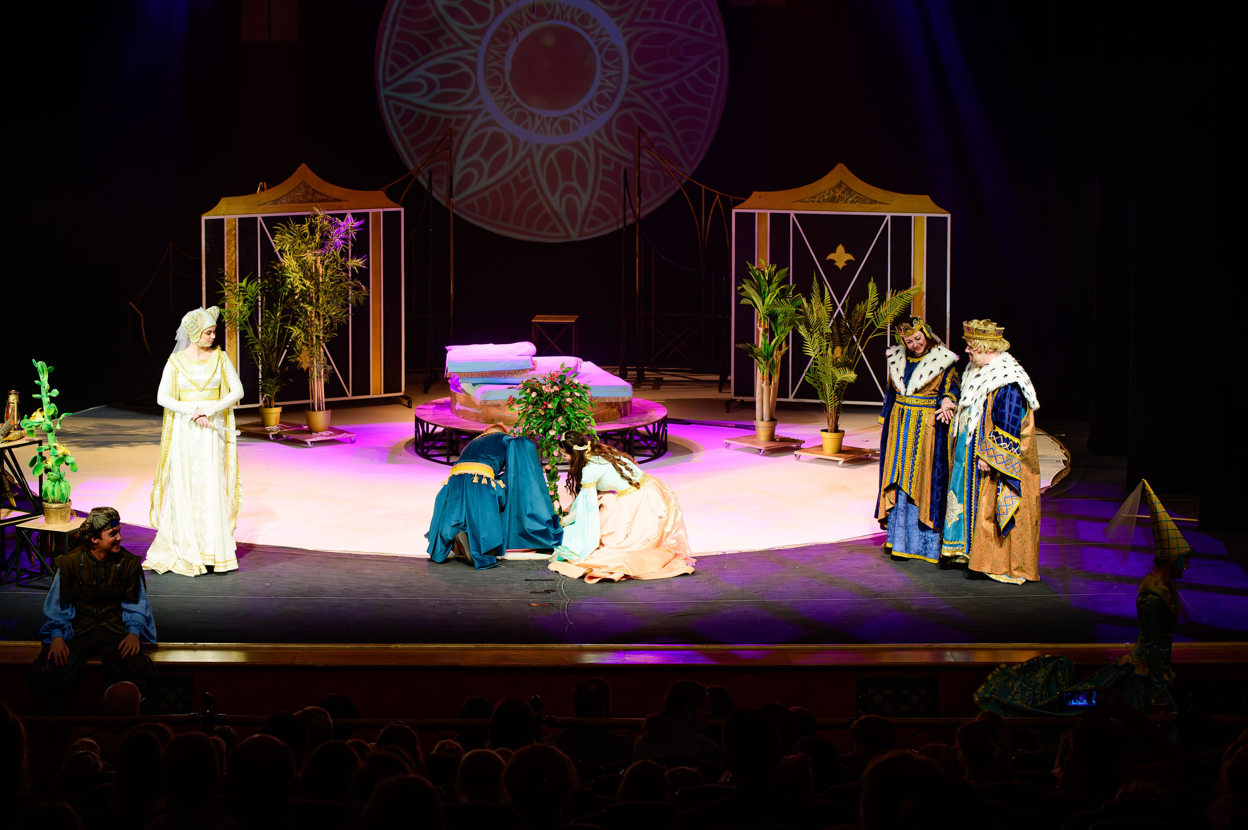 Детский спектакль @bgm_teatr «Спящая красавица ". Фотоуслуги, услуги фотографа, фотографирование важных событий