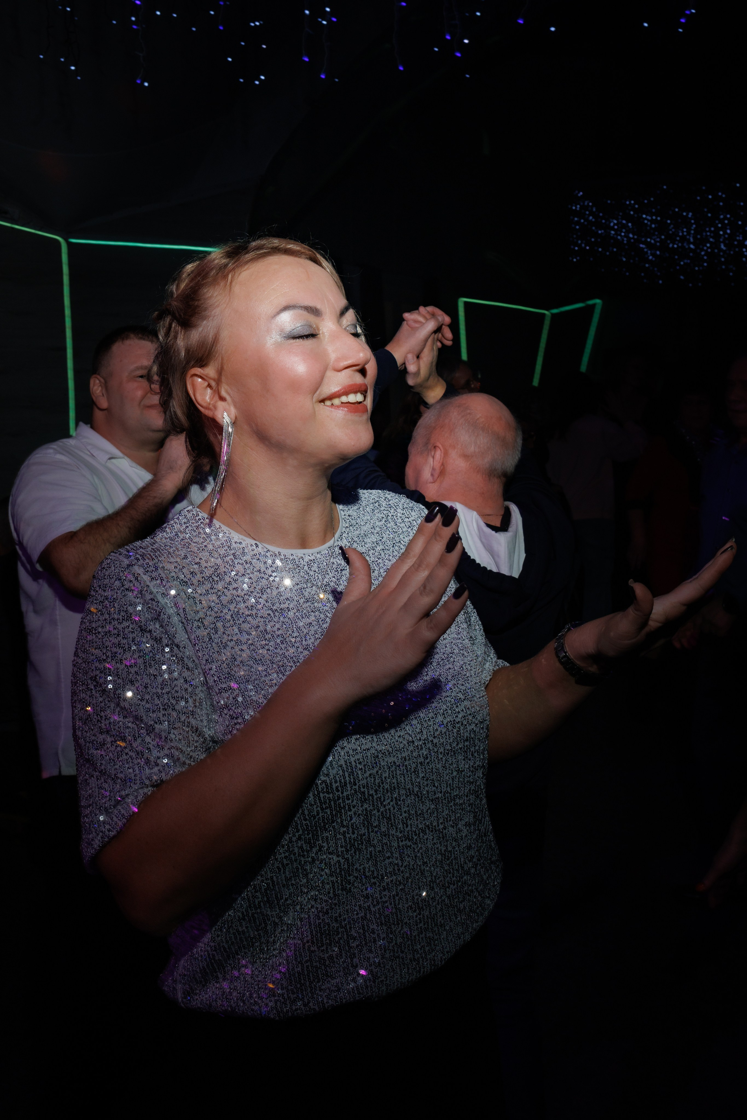 Предновогодняя вечеринка. Свадебный и семейный фотограф в г. Волхов Алексей Кочерыжкин