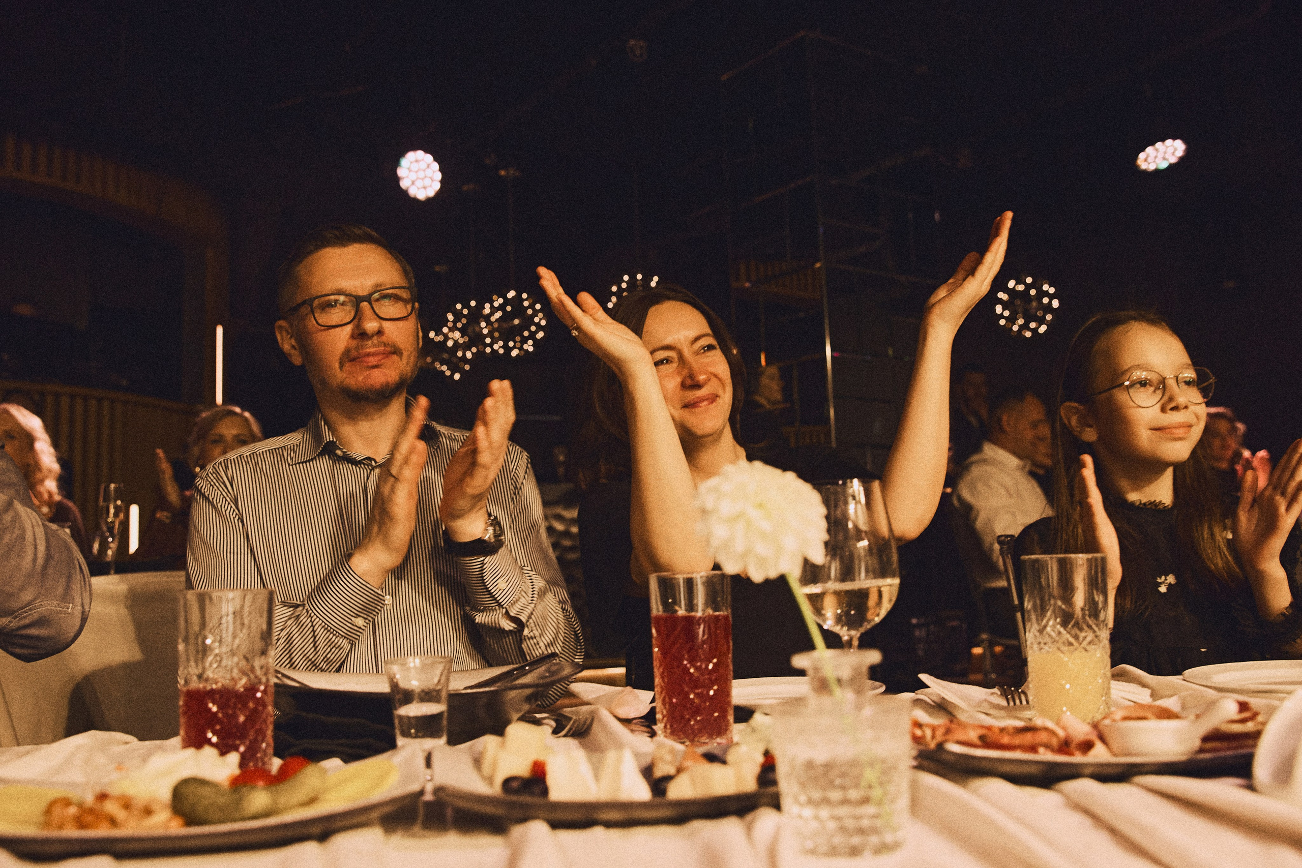 VIBE&VELVET. Дмитрий Мазуркевич: Профессиональный Репортажный Фотограф