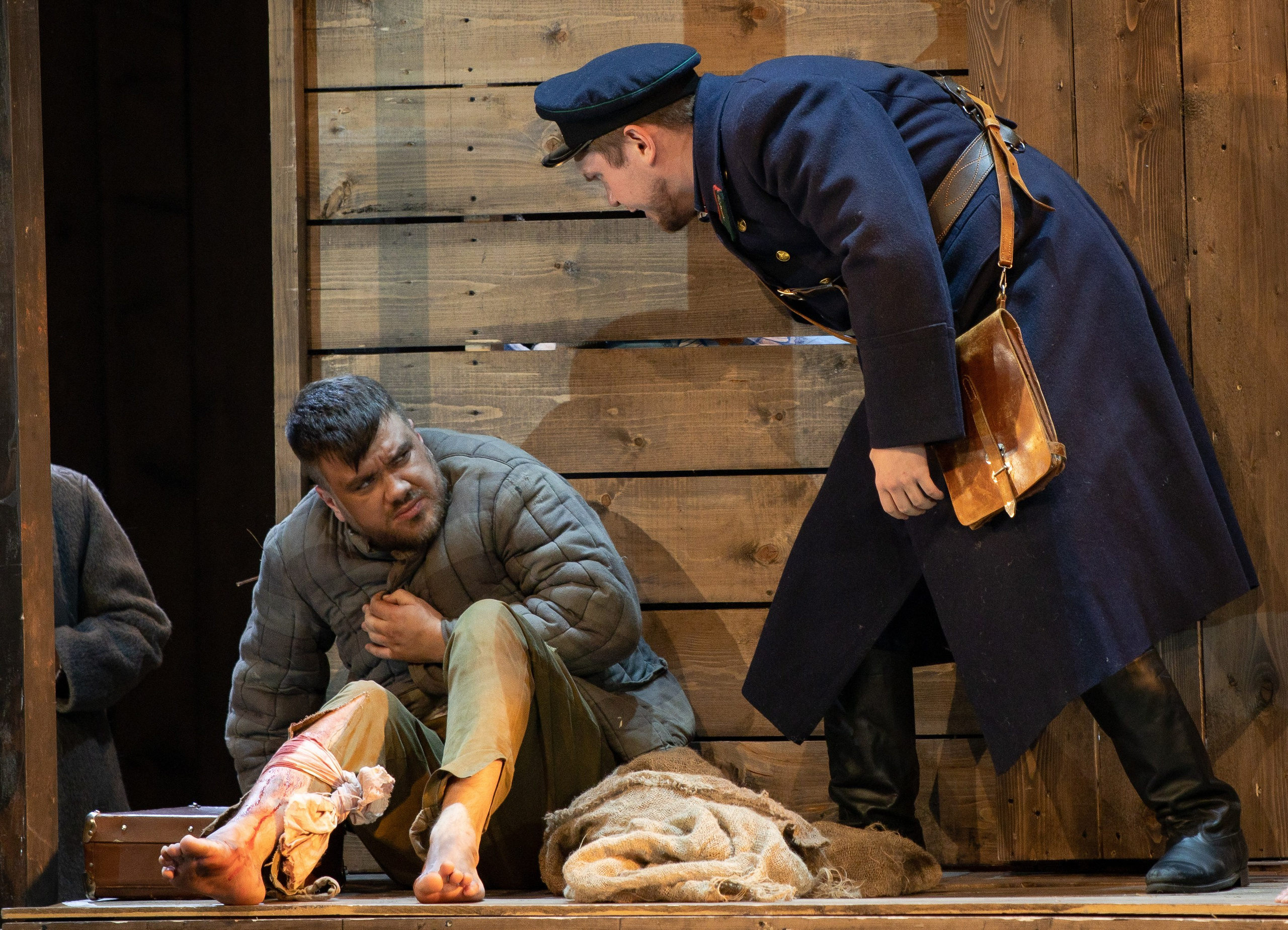 Эшелон_Чехов Центр. Фотограф. г. Южно-Сахалинск. Олег Толстов