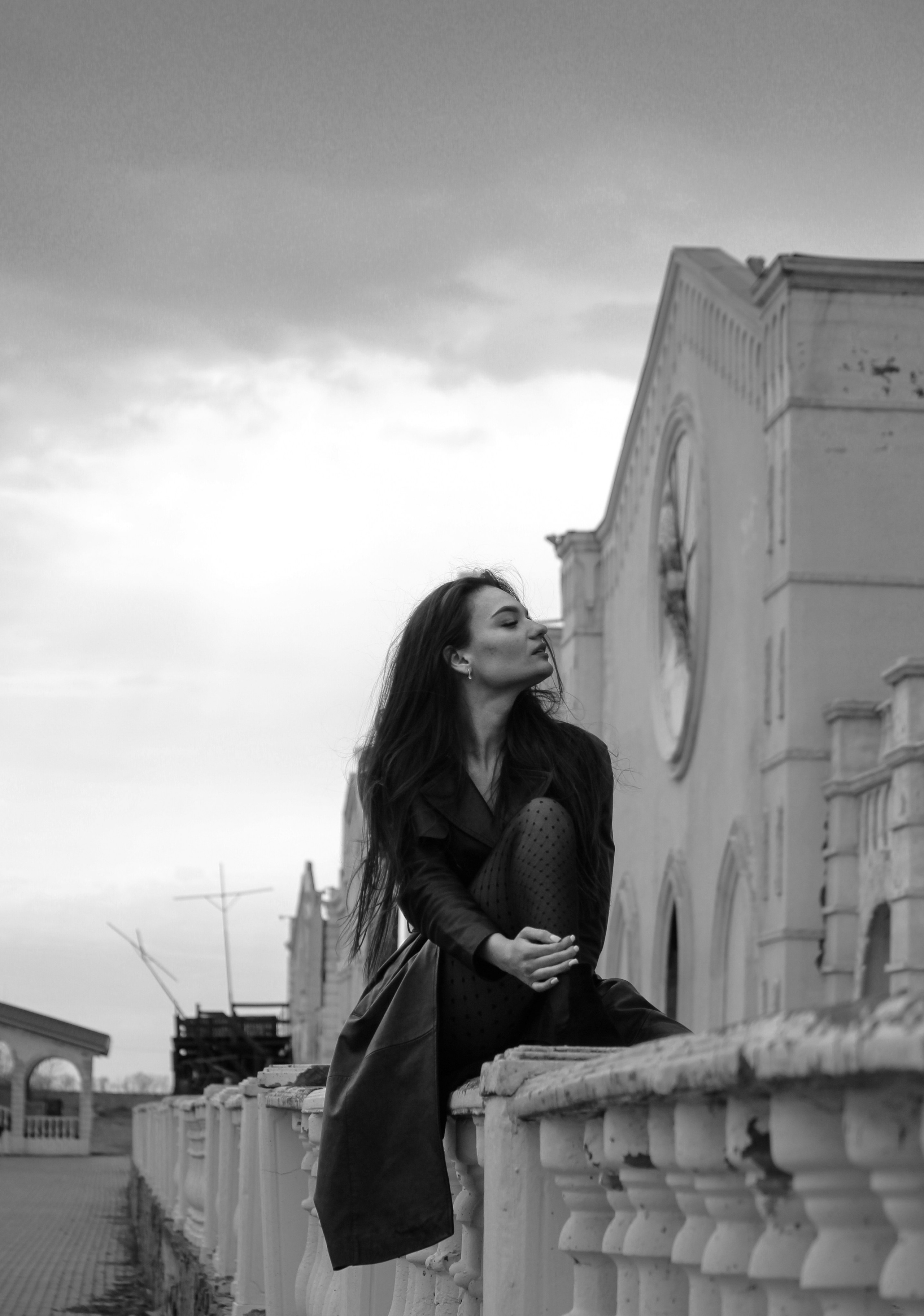 фотограф красноярск уличная съемка фотосессия стрит street фотопрогулка фотография девушки чб фотограф красноярск мужская съемка свадебная фотосессия уличная съемка прогулка фото фотостудия домашняя фотосессия  студийная съемка в студии фотосессия живые фото 