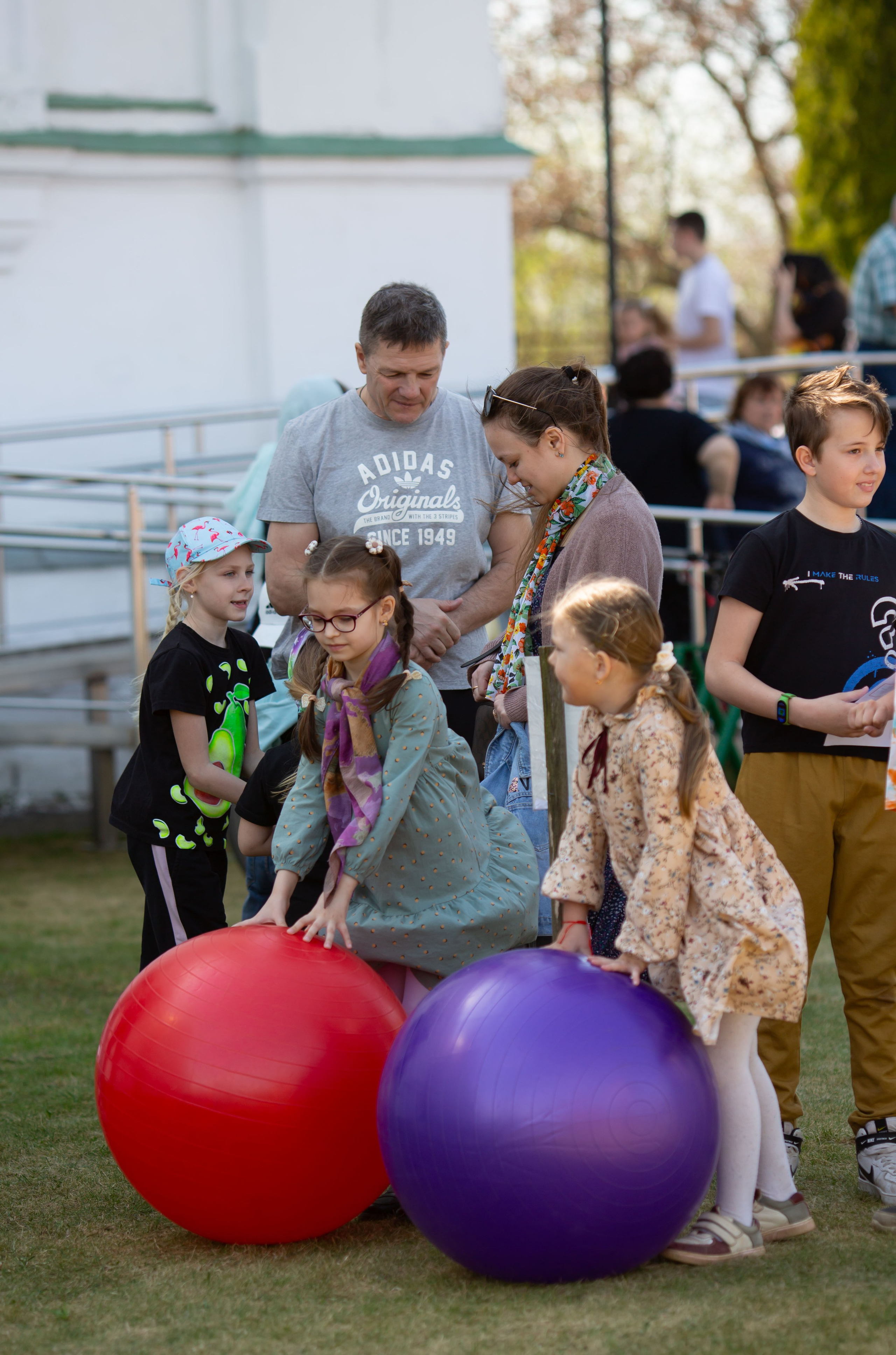 Пасха Воскресенский храм с Ашитково и ярмарка около храма. Семейный и детский фотограф Анна Петракова