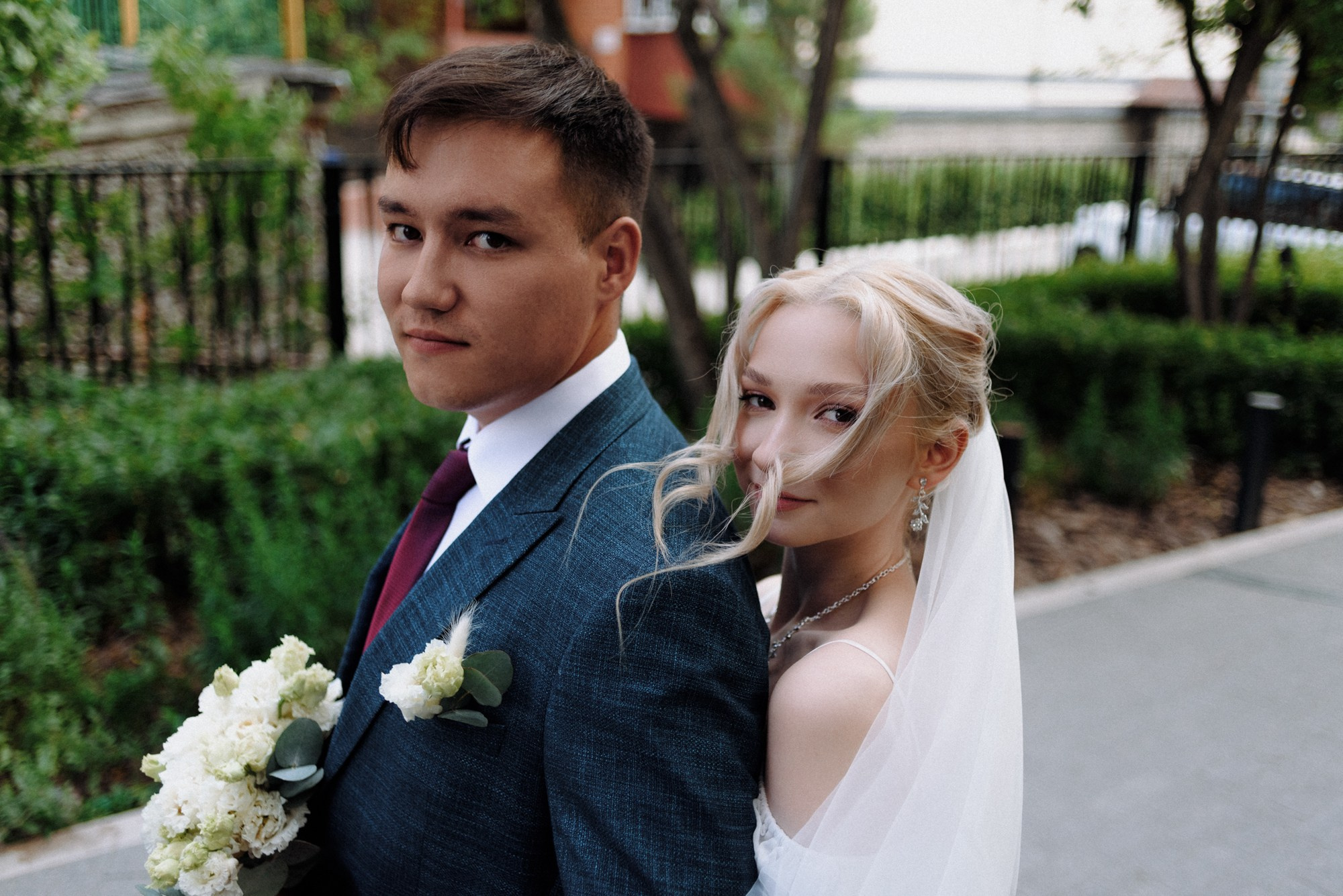 Свадебный фотограф в Тюмени — Фотосессия Тимура и Лизы в городском стиле. Портретный фотограф Тюмень Дарья Мустафина