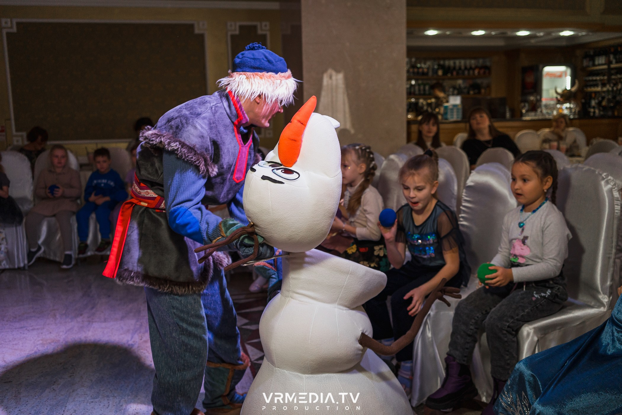 ХОЛОДНОЕ СЕРДЦЕ в ресторане «Империя»