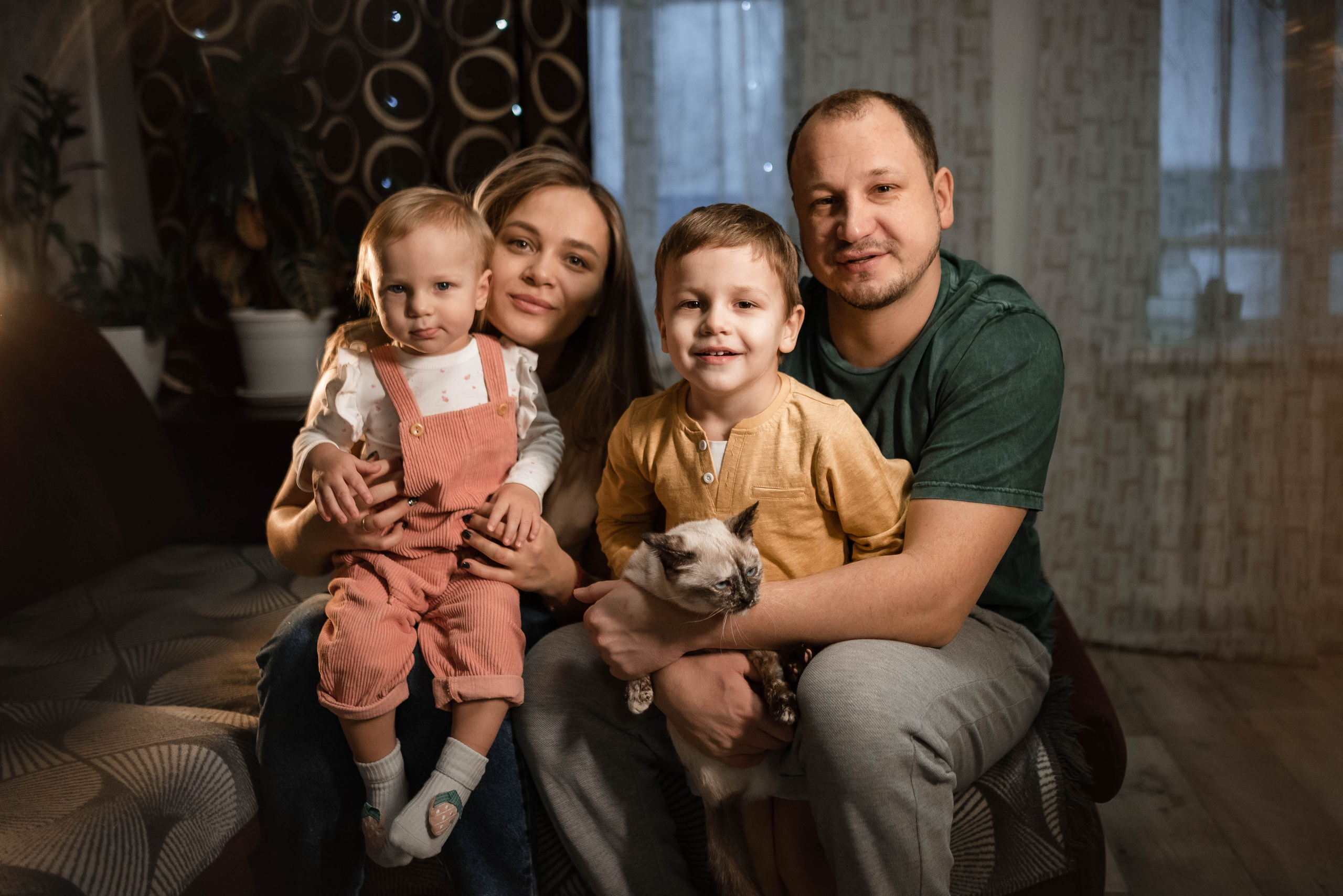 Домашняя для Альбины и её семьи. Семейный и детский фотограф в Санкт-Петербурге Татьяна Дмитренко