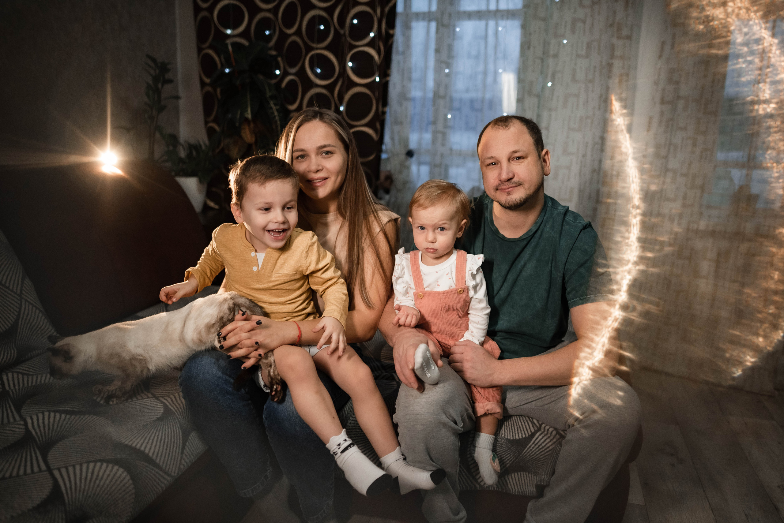 Домашняя для Альбины и её семьи. Семейный и детский фотограф в Санкт-Петербурге Татьяна Дмитренко