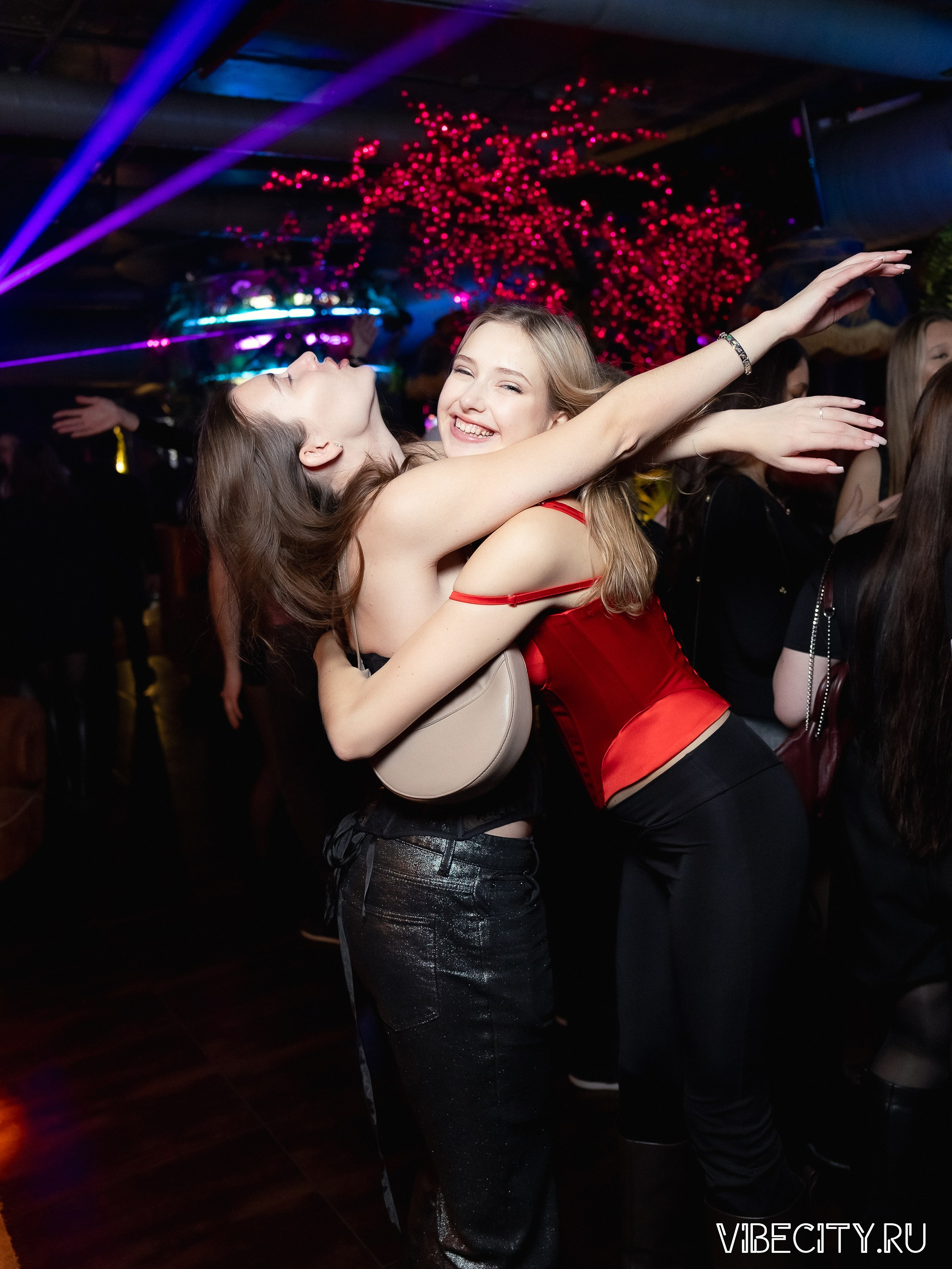 DOUBLE U. VIBECITY.RU Вайб Сити Ру Фоторепортажи Фотоотчеты Калининград