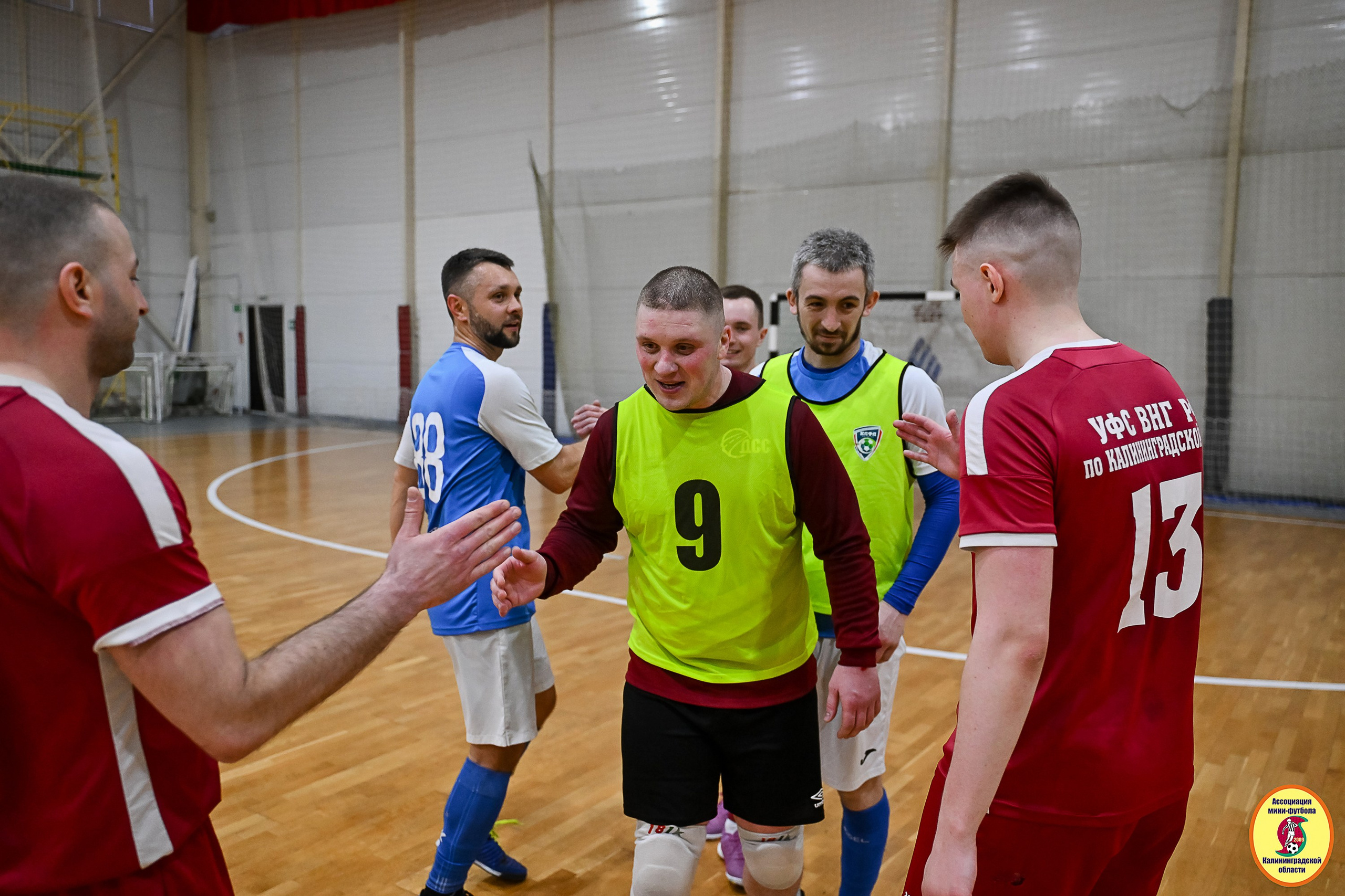 Корпоративная Бизнес Лига по футзалу — Весна 2026. VIBECITY.RU Вайб Сити Ру Фоторепортажи Фотоотчеты Калининград
