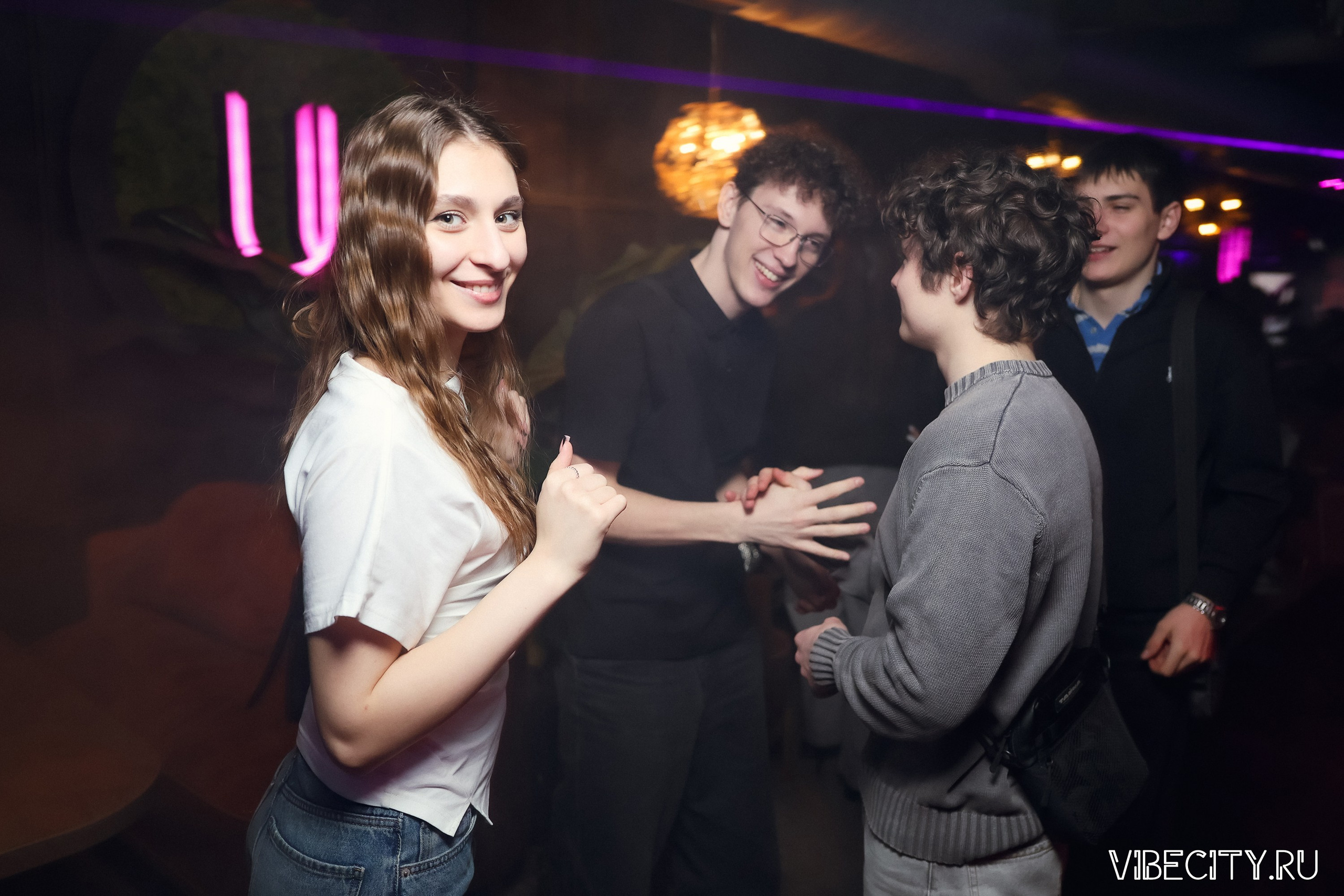 DOUBLE U. VIBECITY.RU Вайб Сити Ру Фоторепортажи Фотоотчеты Калининград