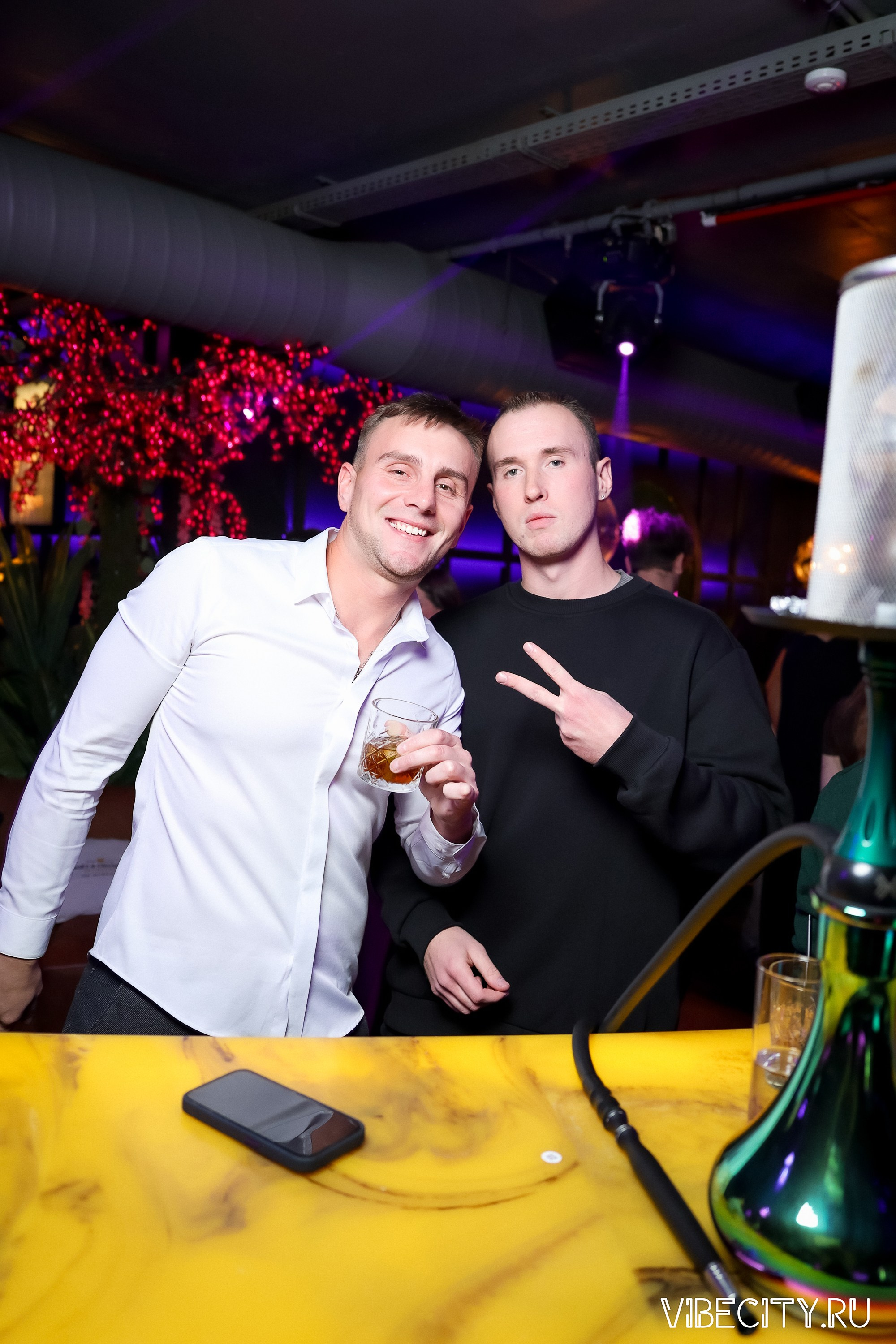 DOUBLE U. VIBECITY.RU Вайб Сити Ру Фоторепортажи Фотоотчеты Калининград