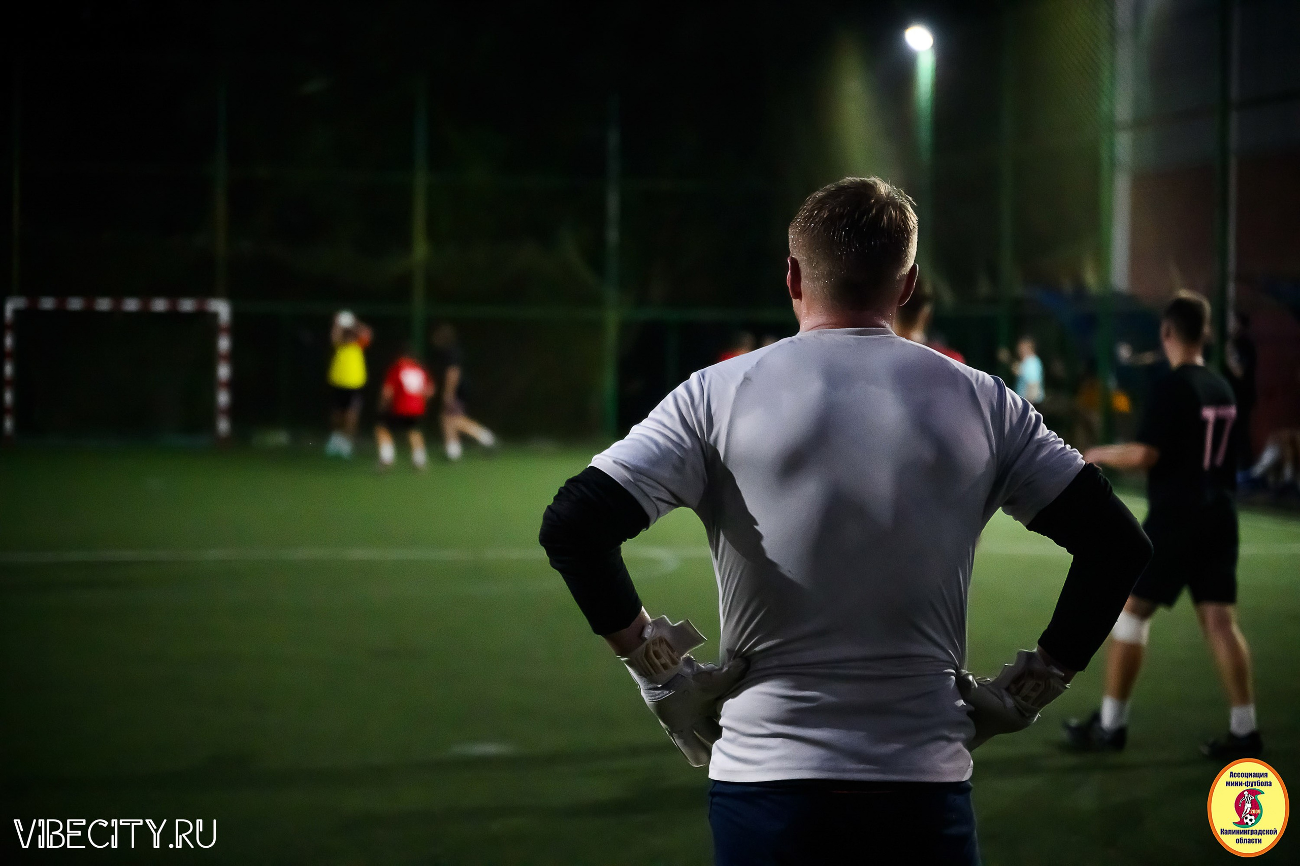 ФИНАЛЬНЫЕ ИГРЫ КУБКА МИНИ-ФУТБОЛЬНОЙ ЛИГИ И КУБКА КОРПОРАТИВНОЙ МФЛ 2025. VIBECITY.RU Вайб Сити Ру Фоторепортажи Фотоотчеты Калининград