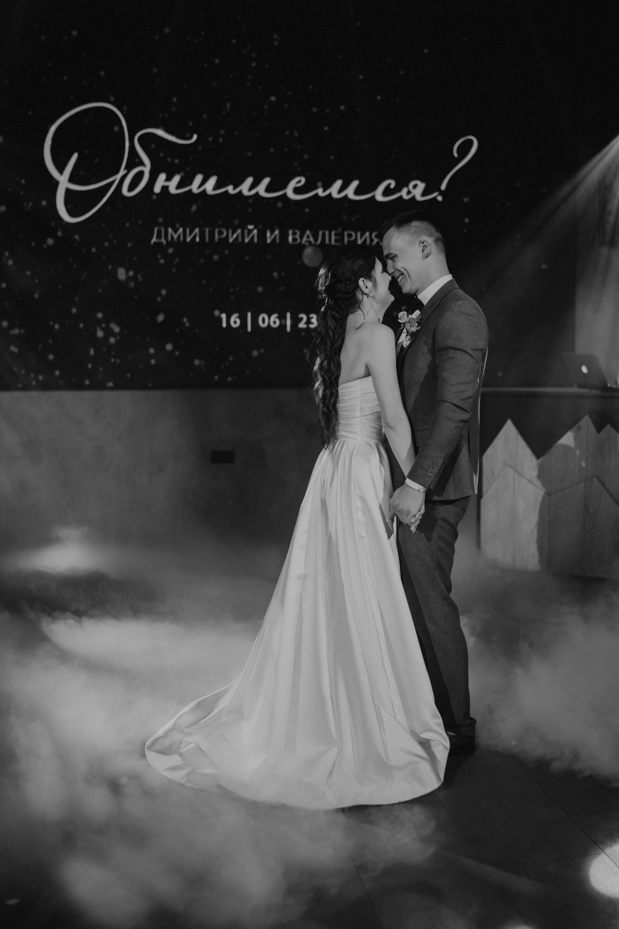 свадебная церемония красноярск, свадьба красноярск, координатор красноярск, свадебная арка красноярск, обмен кольцами, свадьба красноярск, свадебный организатор красноярск, организатор красноярск, организатор свадьбы красноярск, свадьба под ключ красноярск, выездной регистратор красноярск, оформление свадьбы красноярск, утро невесты, утро невесты красноярск, невеста красноярск, сборы невесты, свадебный распорядитель, помощник на свадьбу, идеи для свадьбы, лавстори красноярск, букет невесты красноярск, образ невесты красноярск, костюм жениха красноярск, платье невесты красноярск, фотограф красноярск, свадебное платье красноярск, свадебный торт красноярск, ресторан красноярск, свадебный танец красноярск, свадебное агентство Инсайт, свадебное агентство Инсайт Красноярск, свадебное агентство Insight, свадебное агентство Insight Красноярск, свадьба в замке Шамони, белый замок Шамони, свадьба в замке красноярск, свадебный замок в красноярске