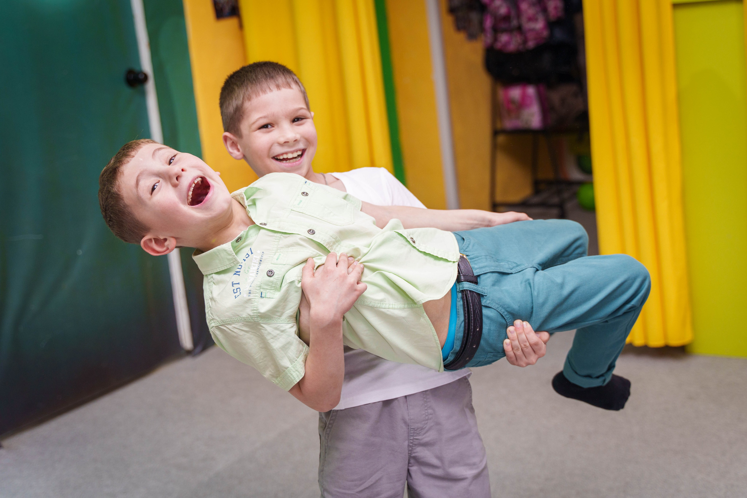 Фотограф на детские праздники. Свадебный и семейный фотограф в Новосибирске Данил Коротких