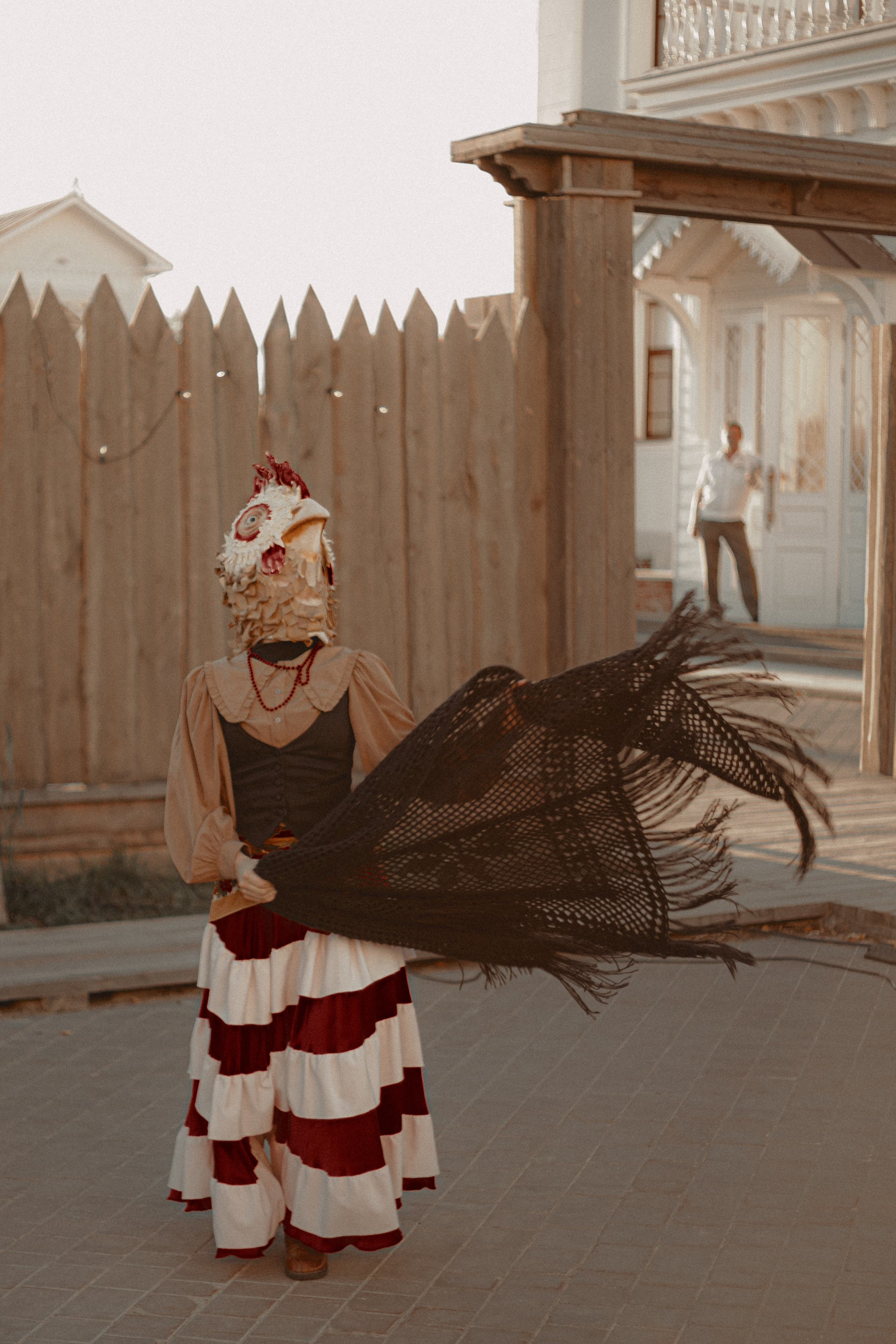 Спектакль «Куриное кабаре» от Свободного молодежного театра | Тобольск. Арт-фотограф Крис Л. в Тобольске: портрет, семейные, свадьбы