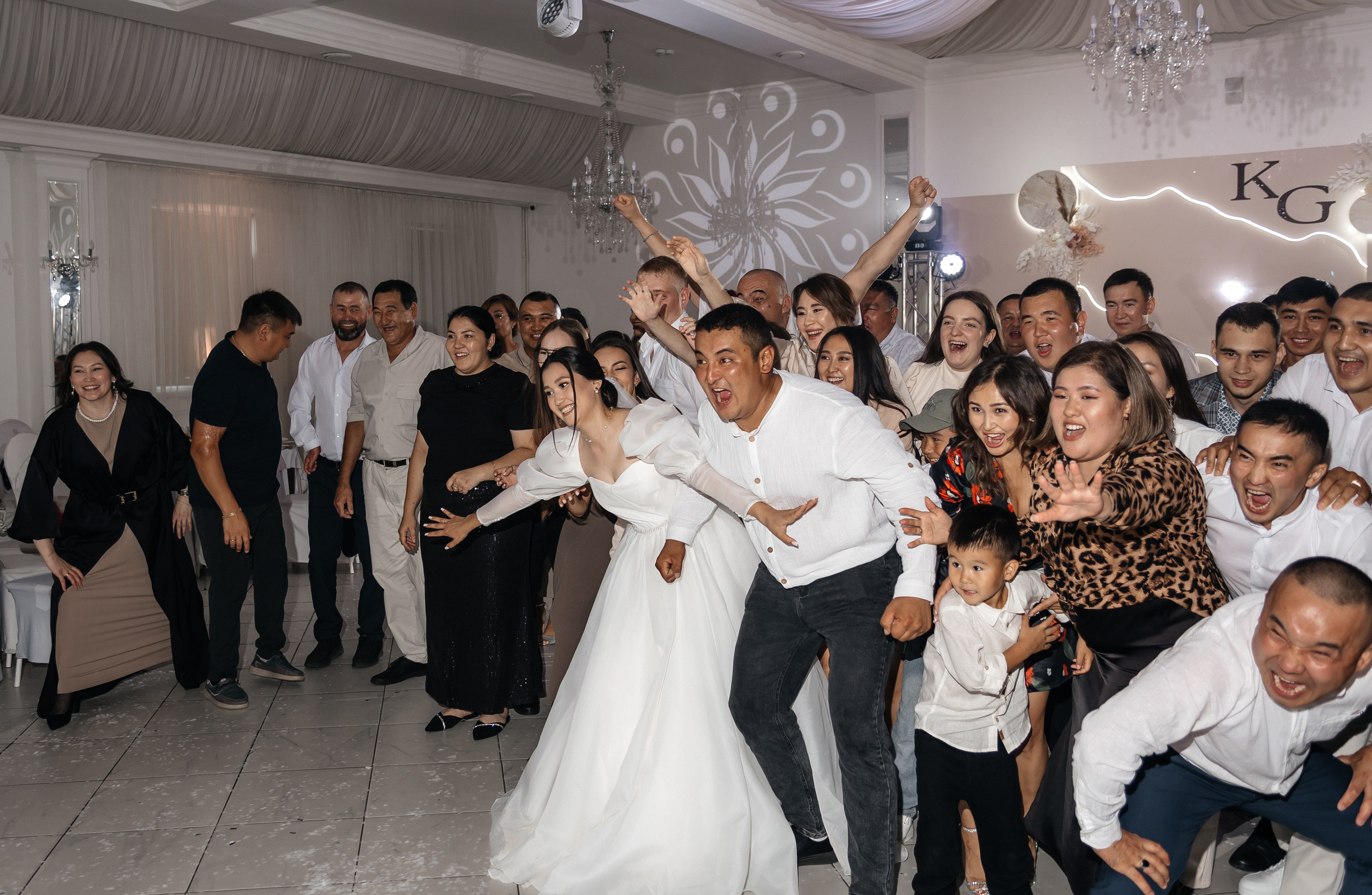 Кайрат & Гузель | 03.08.24. Свадебный и семейный фотограф в Омске Евгения Хакимова