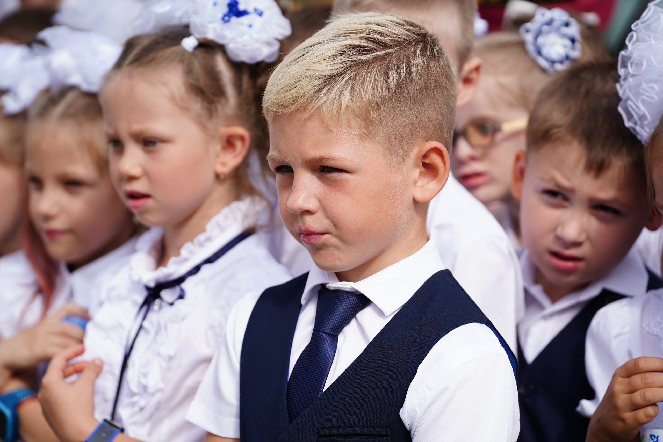 1 сентября Линейка. MEMENTO.Выпускные альбомы, школьные, юбилейные и другие книги. Ростов-на-Дону