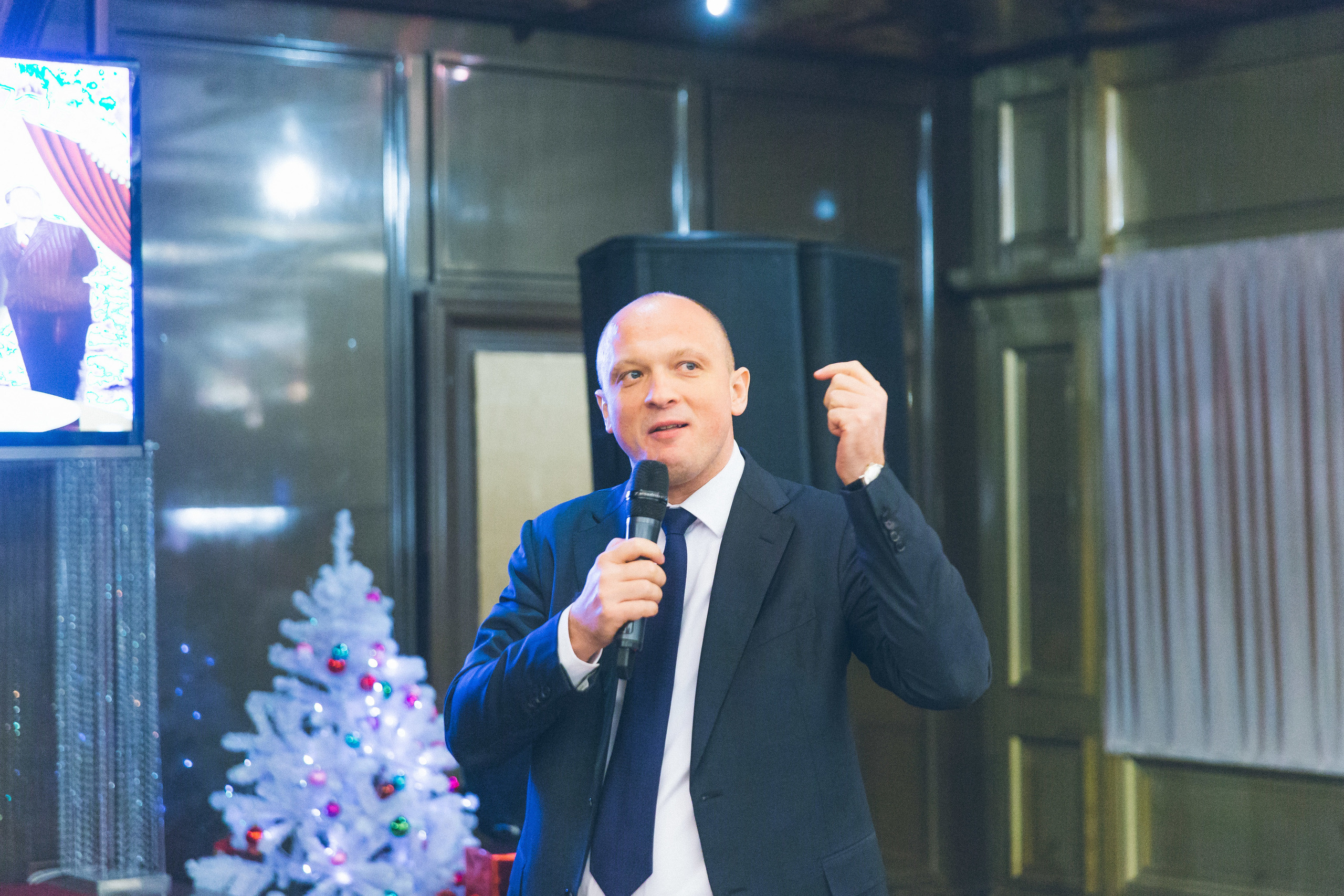 Новогодний карнавал для строительной компании в Империал Холл. КонТайм: профессиональная съемка для организаций