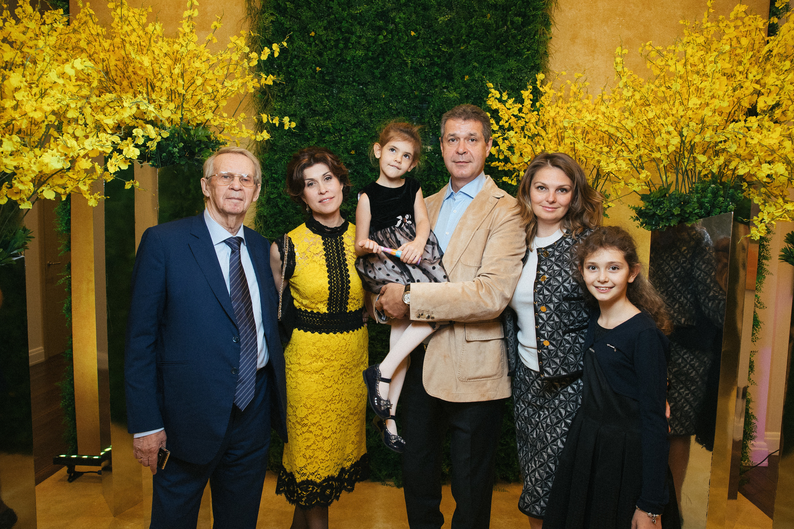 Юбилей. Фотосъёмка юбилея с дополнительным светом. КонТайм: профессиональная съемка для организаций