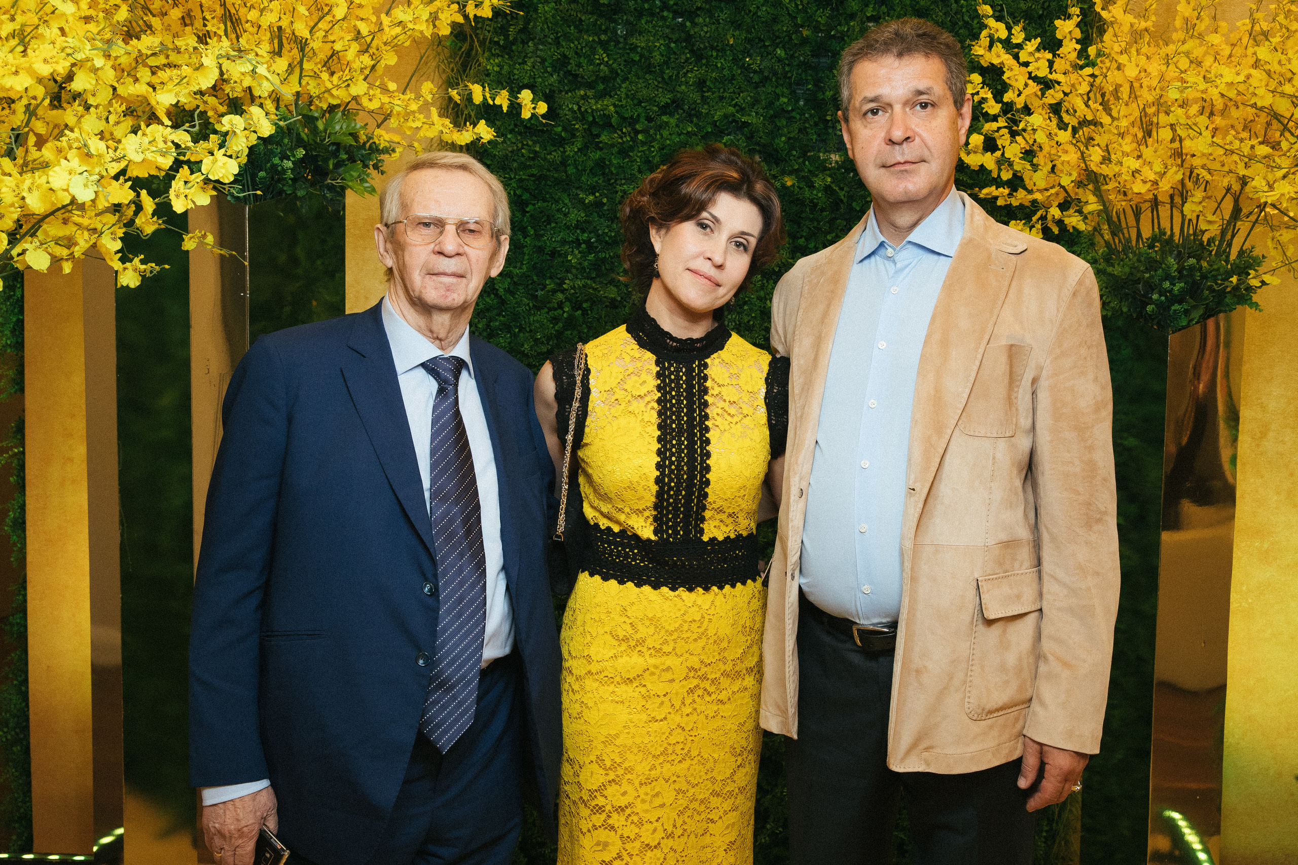 Юбилей. Фотосъёмка юбилея с дополнительным светом. КонТайм: профессиональная съемка для организаций