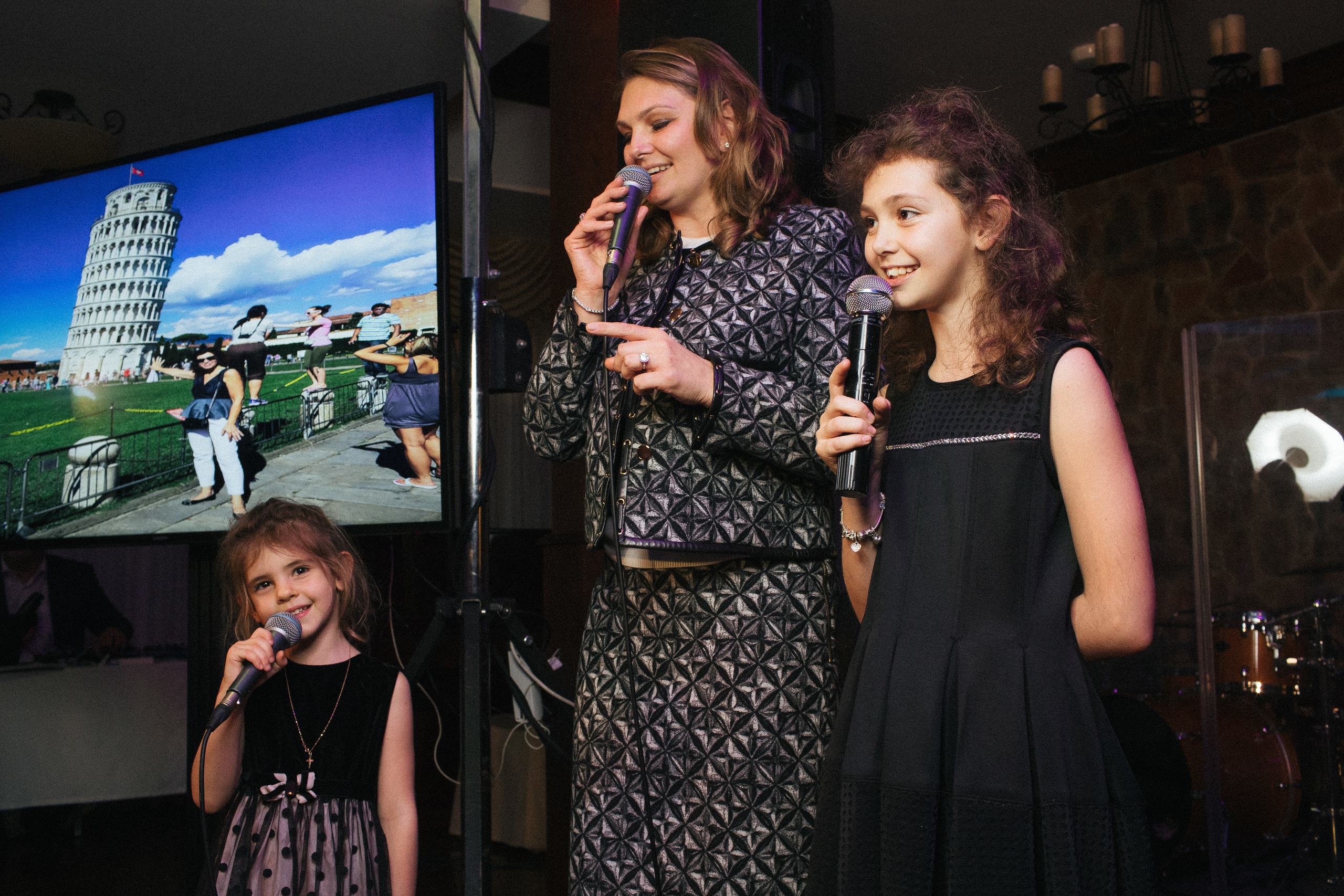 Юбилей. Фотосъёмка юбилея с дополнительным светом. КонТайм: профессиональная съемка для организаций