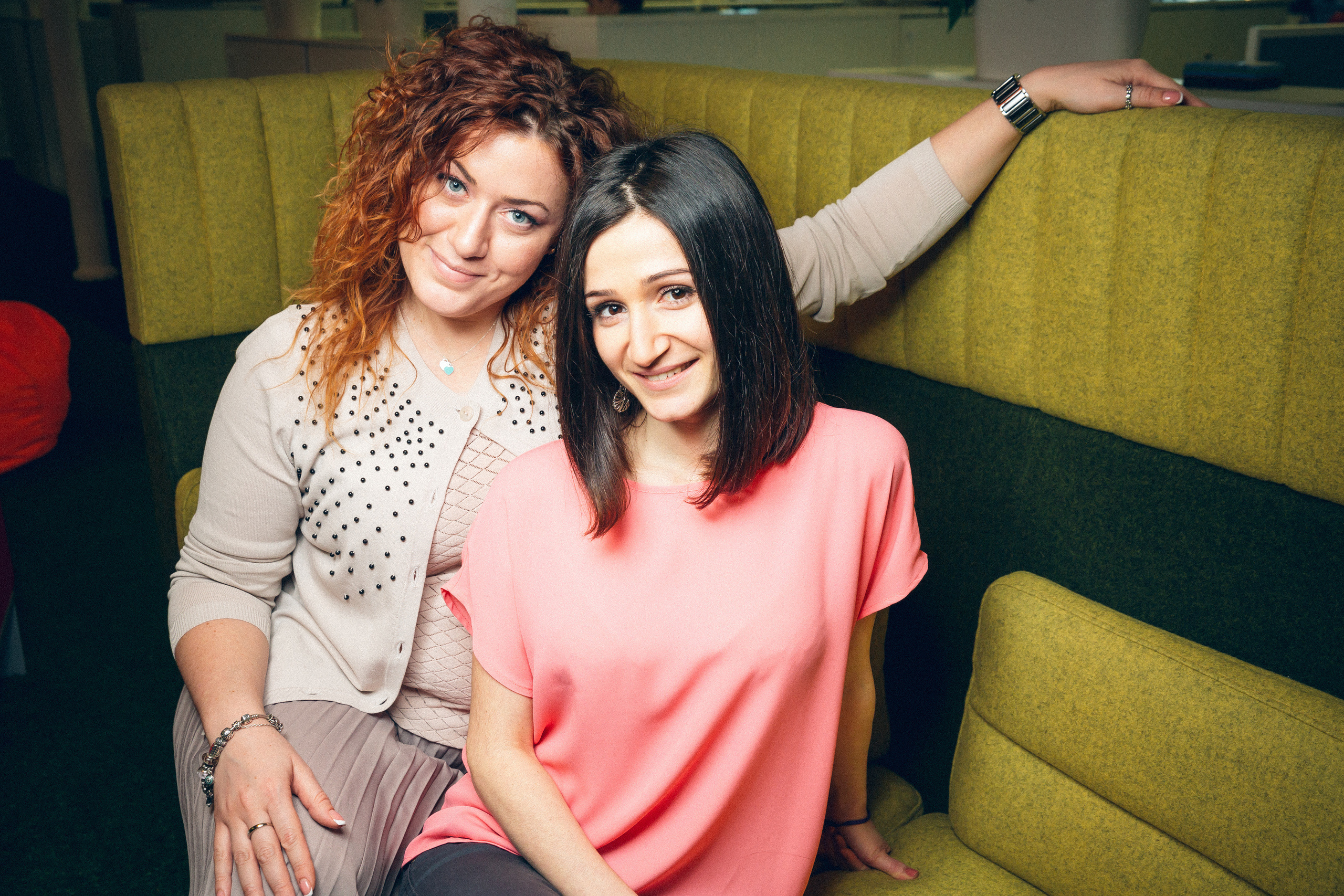 8-е марта в SmartCompany. КонТайм: профессиональная съемка для организаций