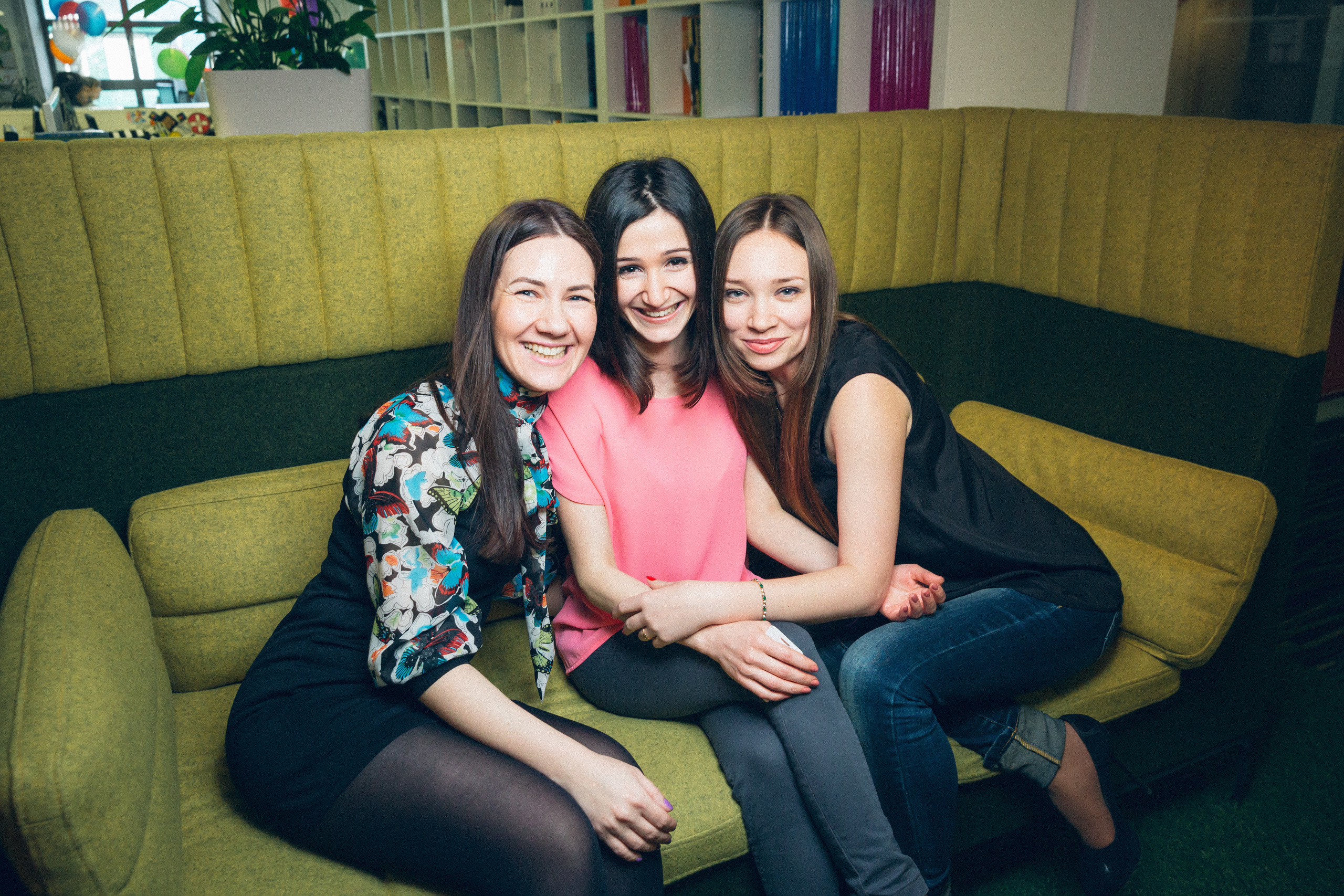 8-е марта в SmartCompany. КонТайм: профессиональная съемка для организаций