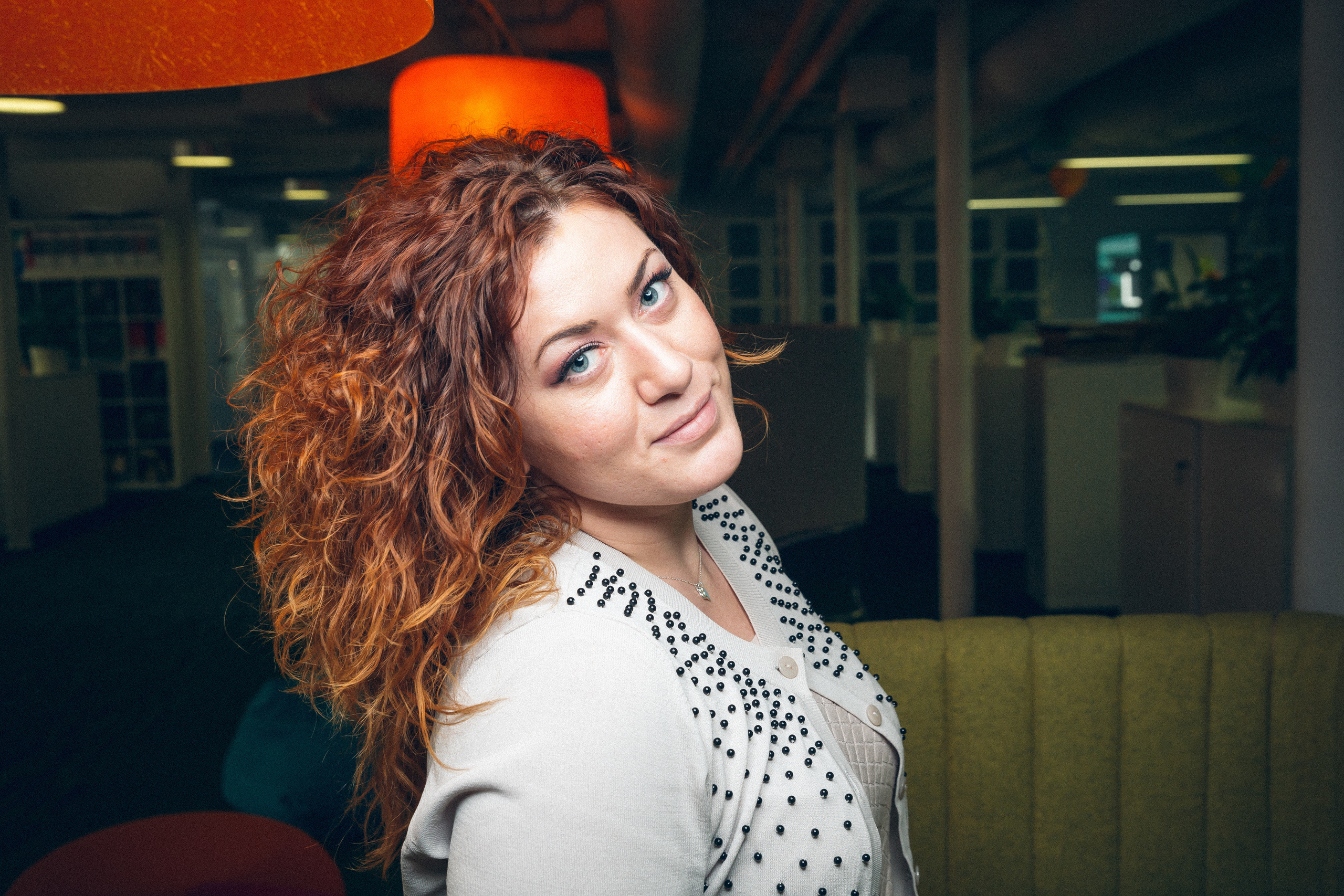 8-е марта в SmartCompany. КонТайм: профессиональная съемка для организаций