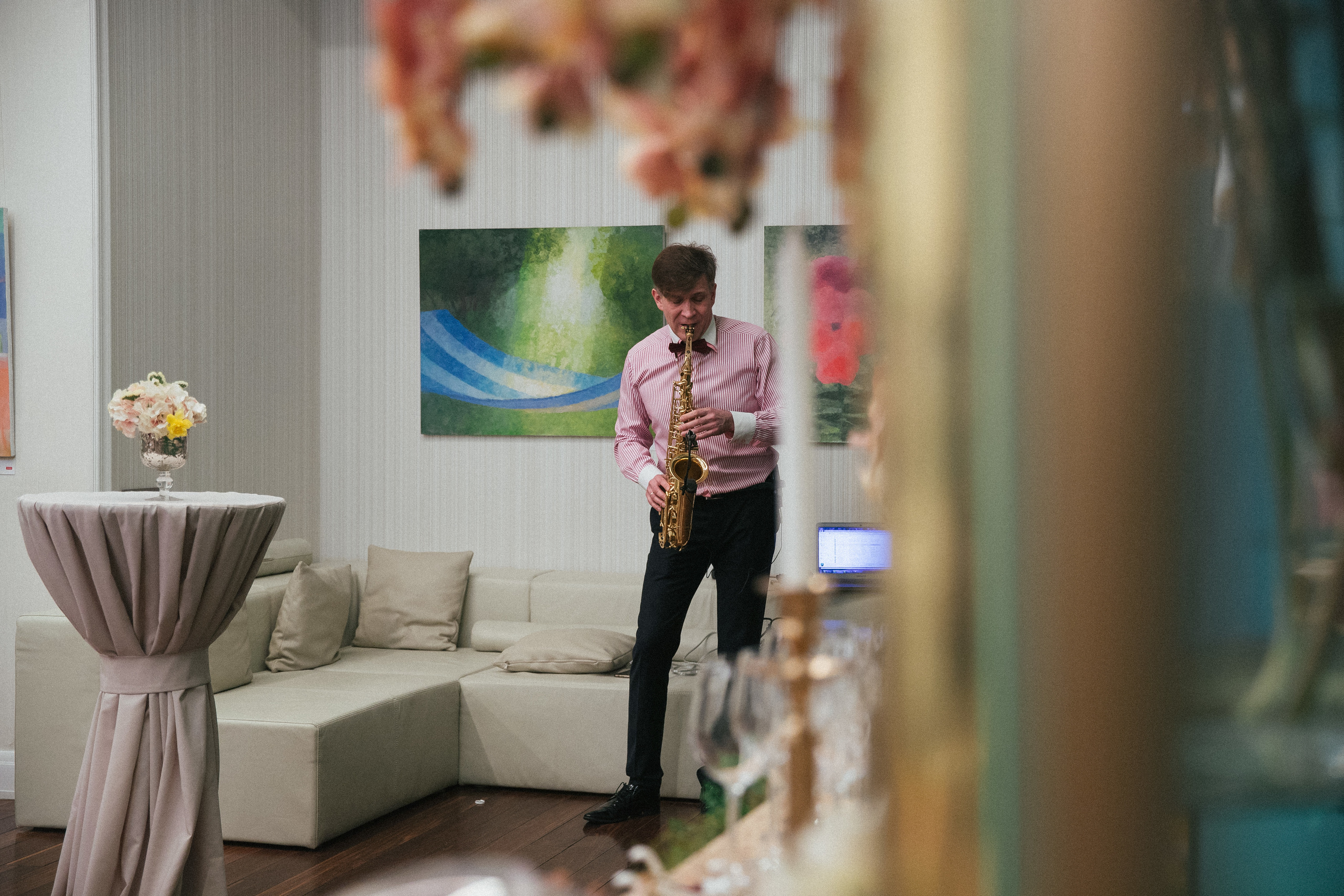 Юбилей. Фотосъёмка юбилея с дополнительным светом. КонТайм: профессиональная съемка для организаций