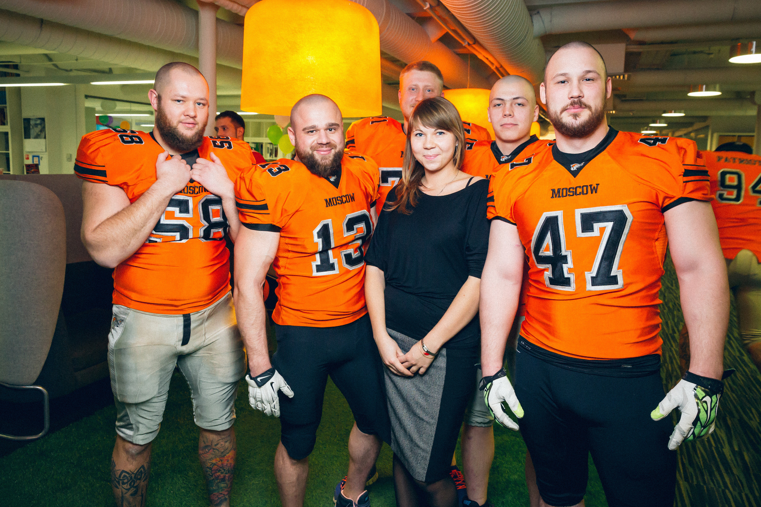 8-е марта в SmartCompany. КонТайм: профессиональная съемка для организаций