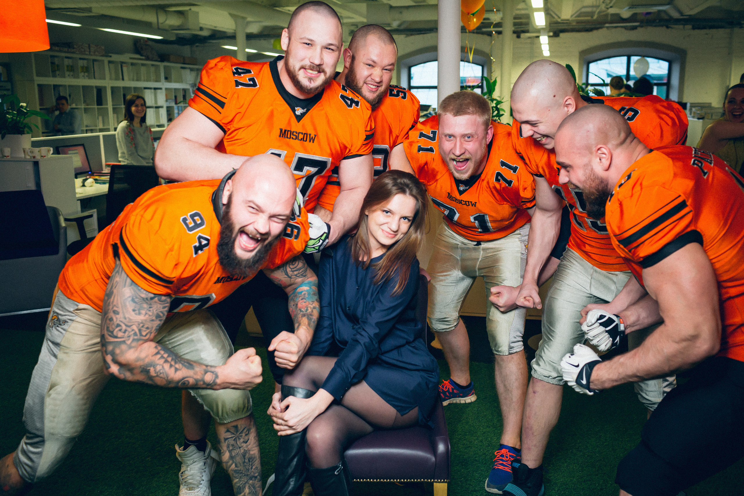 8-е марта в SmartCompany. КонТайм: профессиональная съемка для организаций