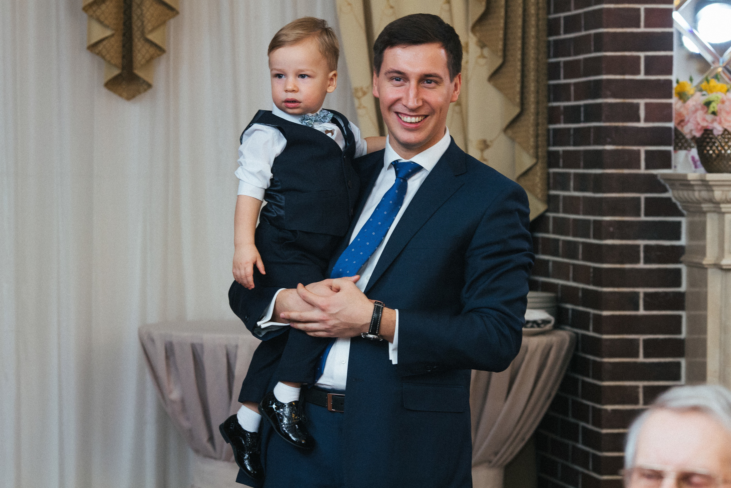 Юбилей. Фотосъёмка юбилея с дополнительным светом. КонТайм: профессиональная съемка для организаций