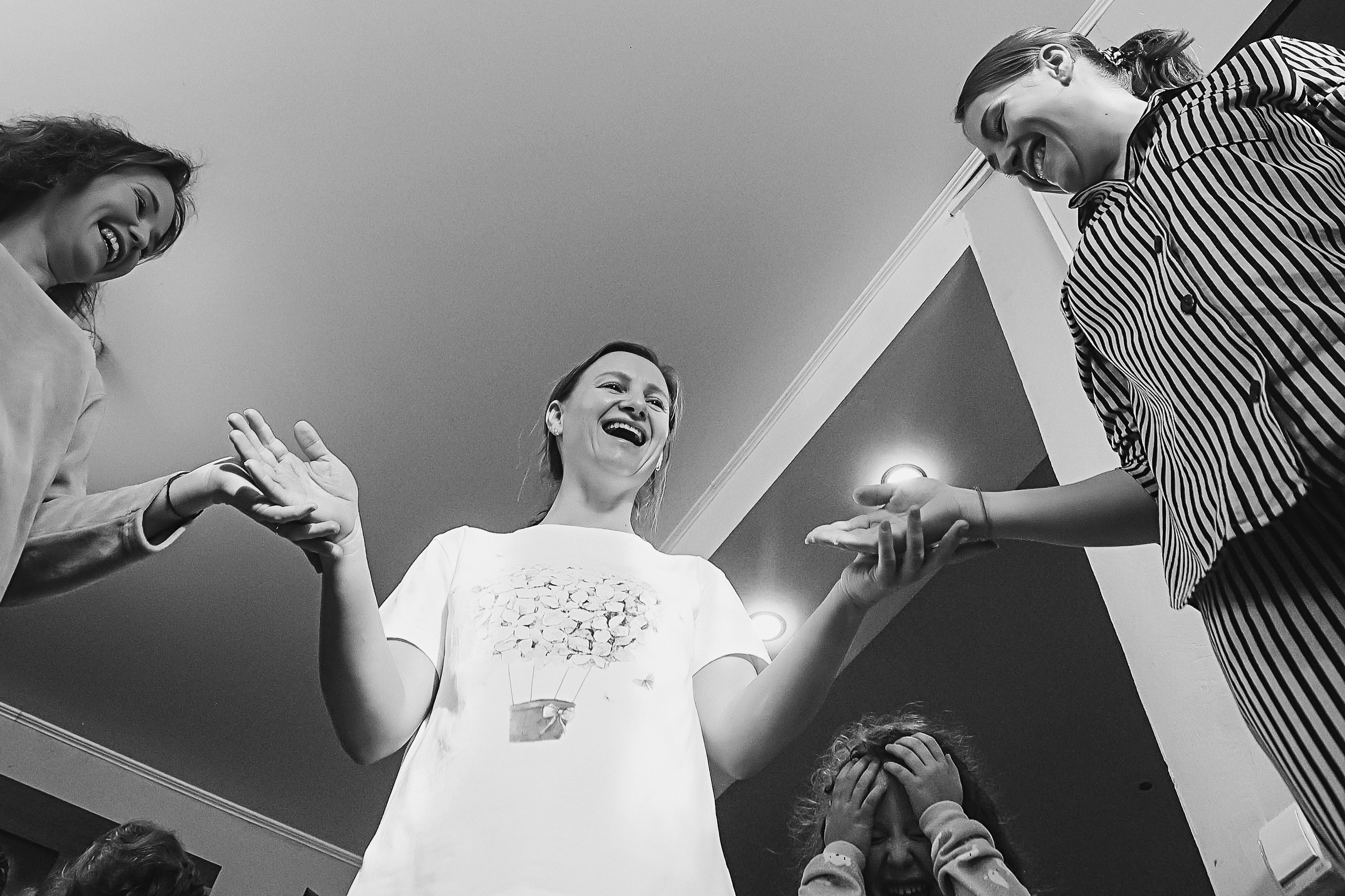 Большая семья репортаж. Семейный фотограф Тюмень, фотограф на роды Салмина Мария