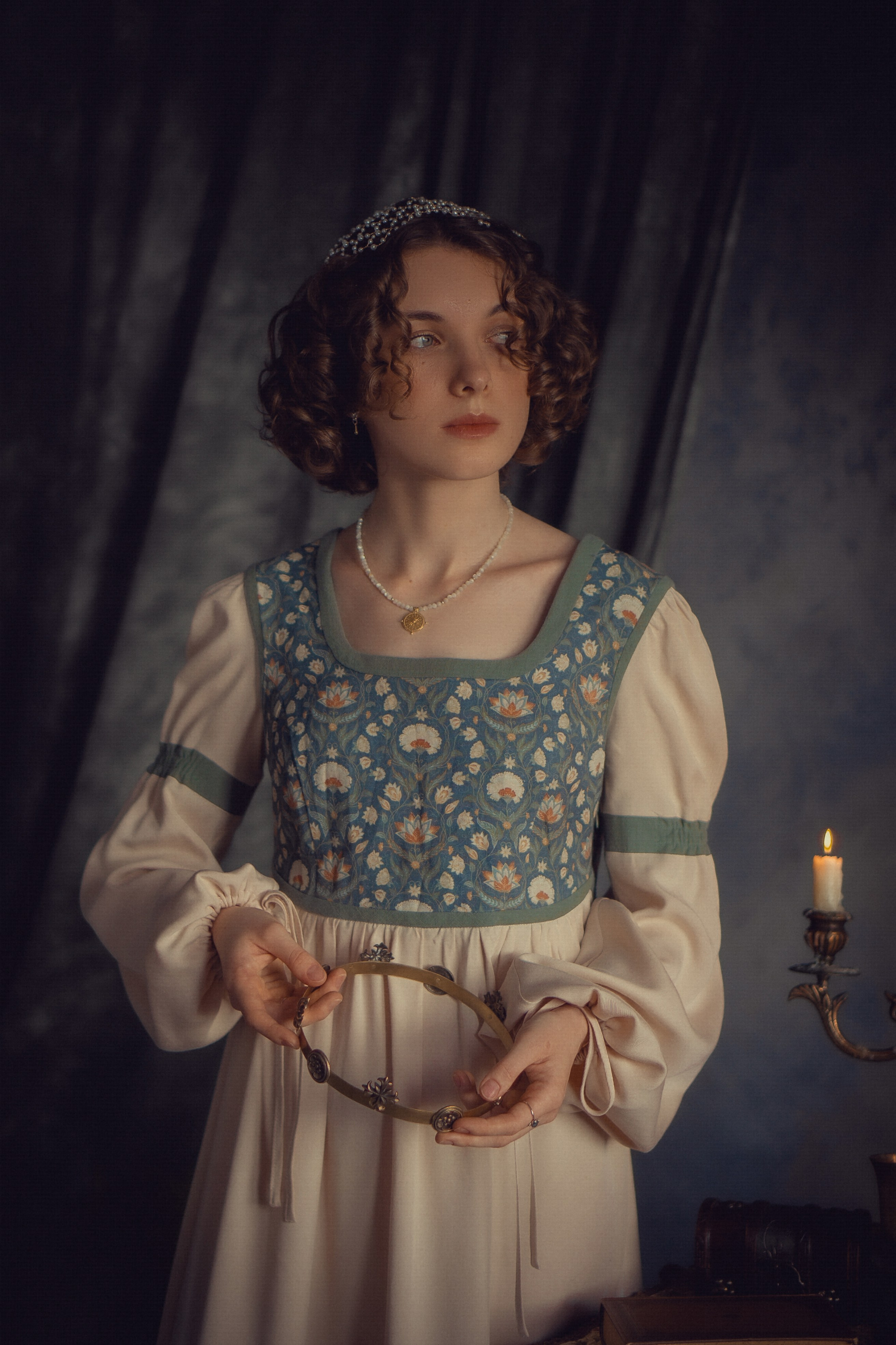 Фотосессия для бренда одежды «Red bow story». Художественный фотограф Салаева Алина