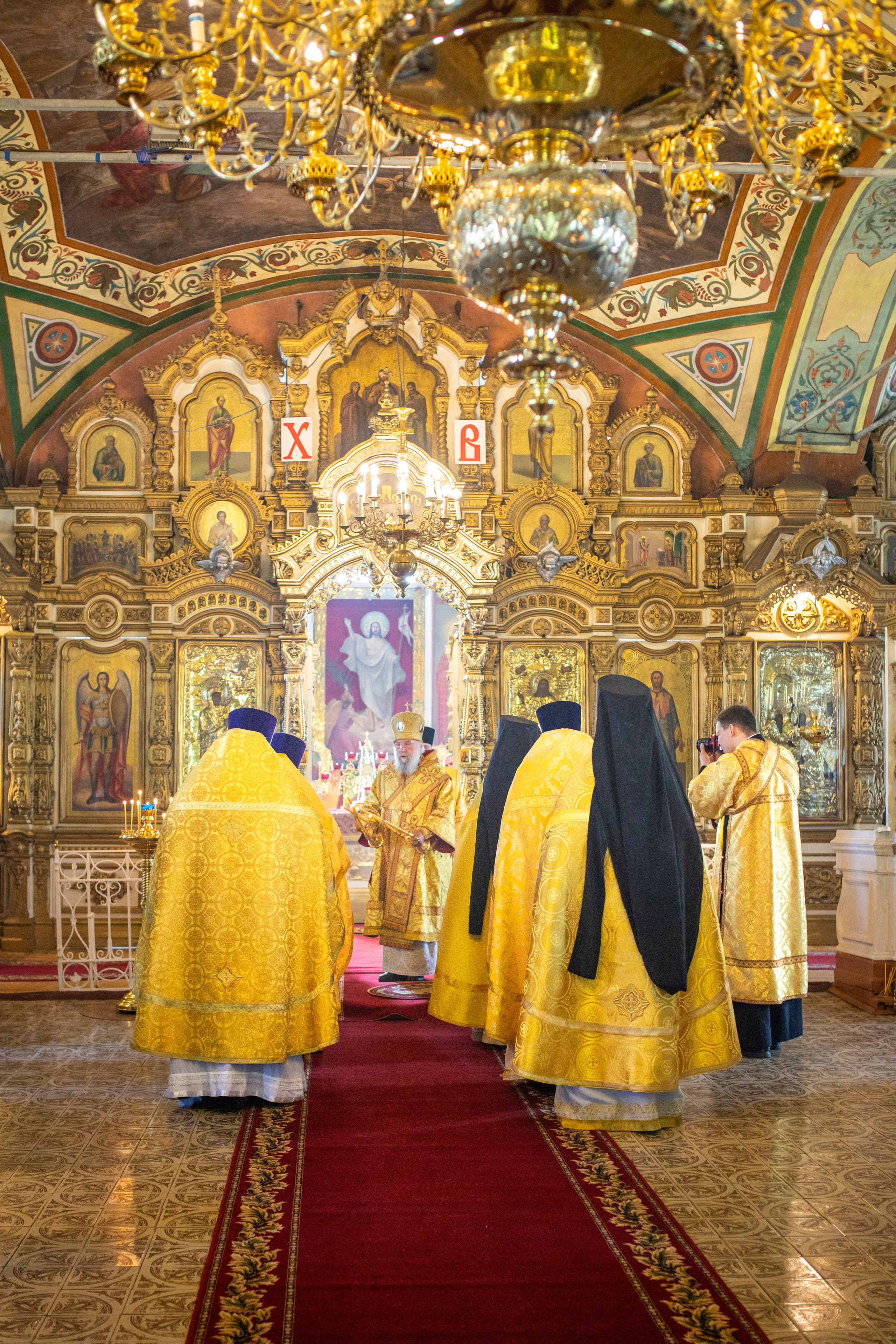 Служба епископа Александровского и Юрьев-Польского Иннокентия. Арт- фотограф Москва