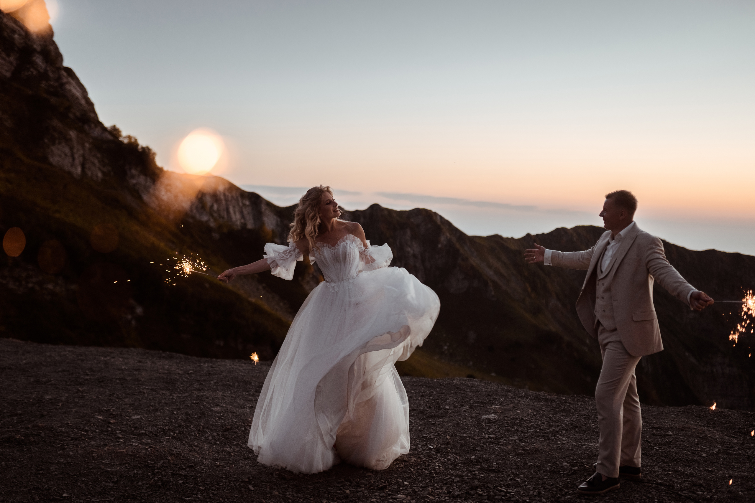 «Напиши про любовь мою». Elopement Wedding Photographer