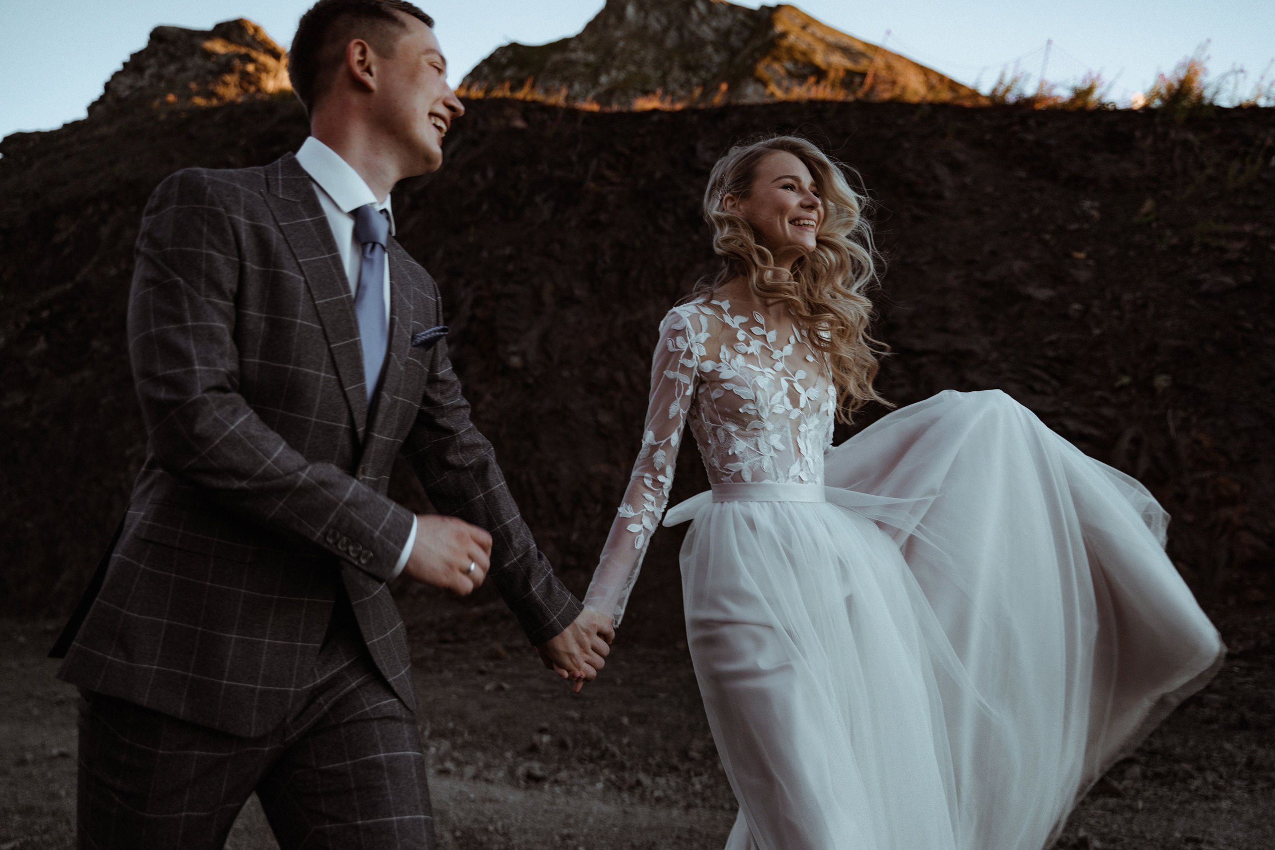 «ОНА мое солнце». Elopement Wedding Photographer